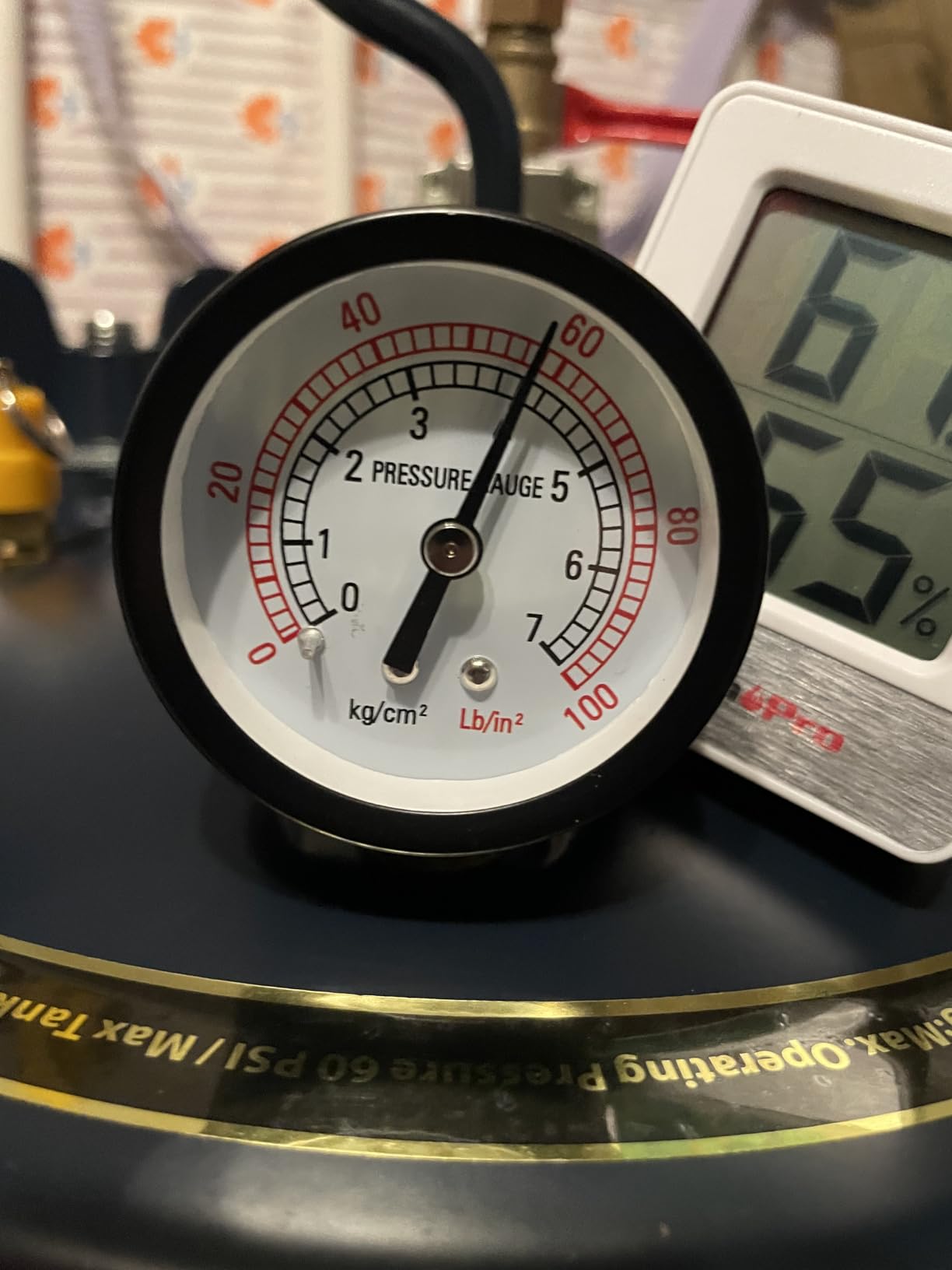 California Air Tools CAT-365C 5 Gallon Pressure Pot for Epoxy Resin Casting, Coated Steel Tank, Portable customer photo 1