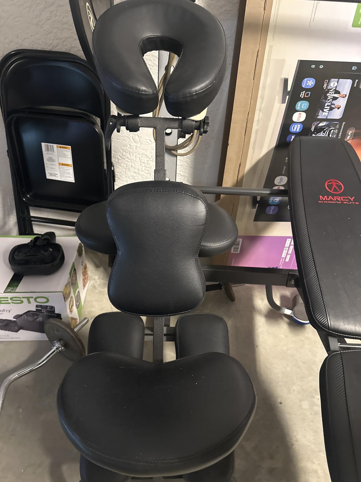 BestMassage Massage Chair Portable Massage Chairs Tattoo Spa, Height Adjustable Folding Leather Travel Salon Chair w/Free Carry Case (Black) customer photo 2