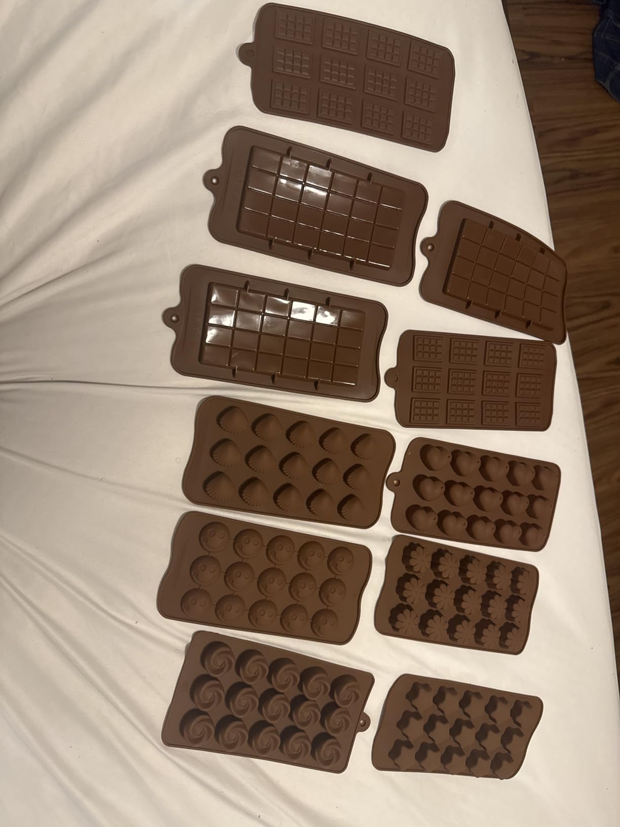 Chocolate Moulds Silicone - Set of 6 - Non-Stick & Food Grade Silicone Chocolate Mould for Jelly Candies, Truffles, Bath Melts & Candles - Free Recipes eBook customer photo 2
