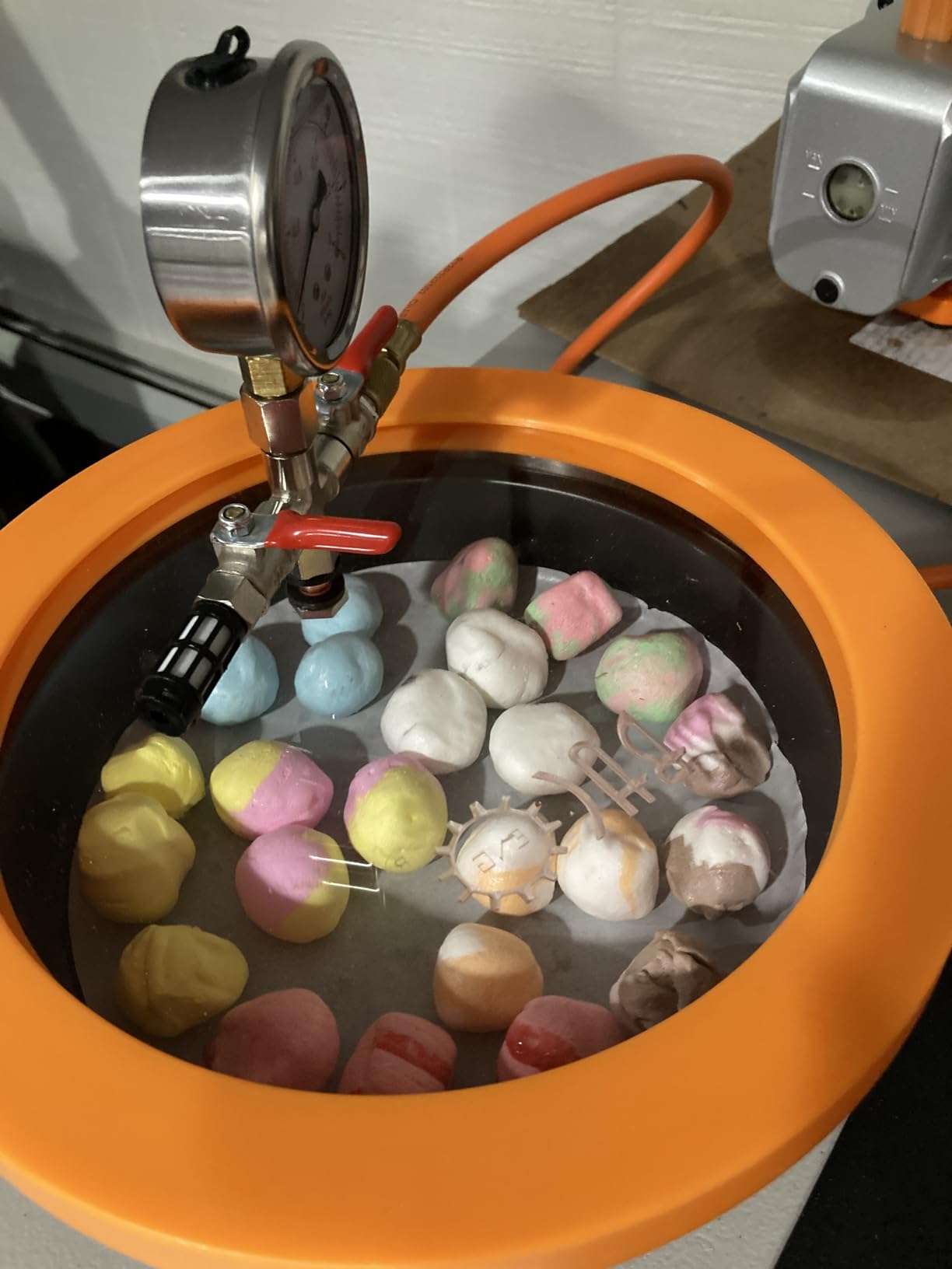 BACOENG Universal Vacuum Chamber Series: 1.2 Quart Stainless Steel Vacuum Chamber Kit, Vacuum Degassing Chamber for Resin, Silicone and Epoxies customer photo 1