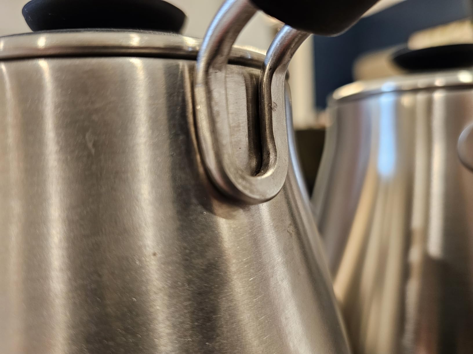 OXO Brew Gooseneck Electric Kettle - Hot Water Kettle, Pour Over Coffee & Tea Kettle, Adjustable Temperature, Built-In Brew Timer, Stainless Steel, 1L customer photo 1