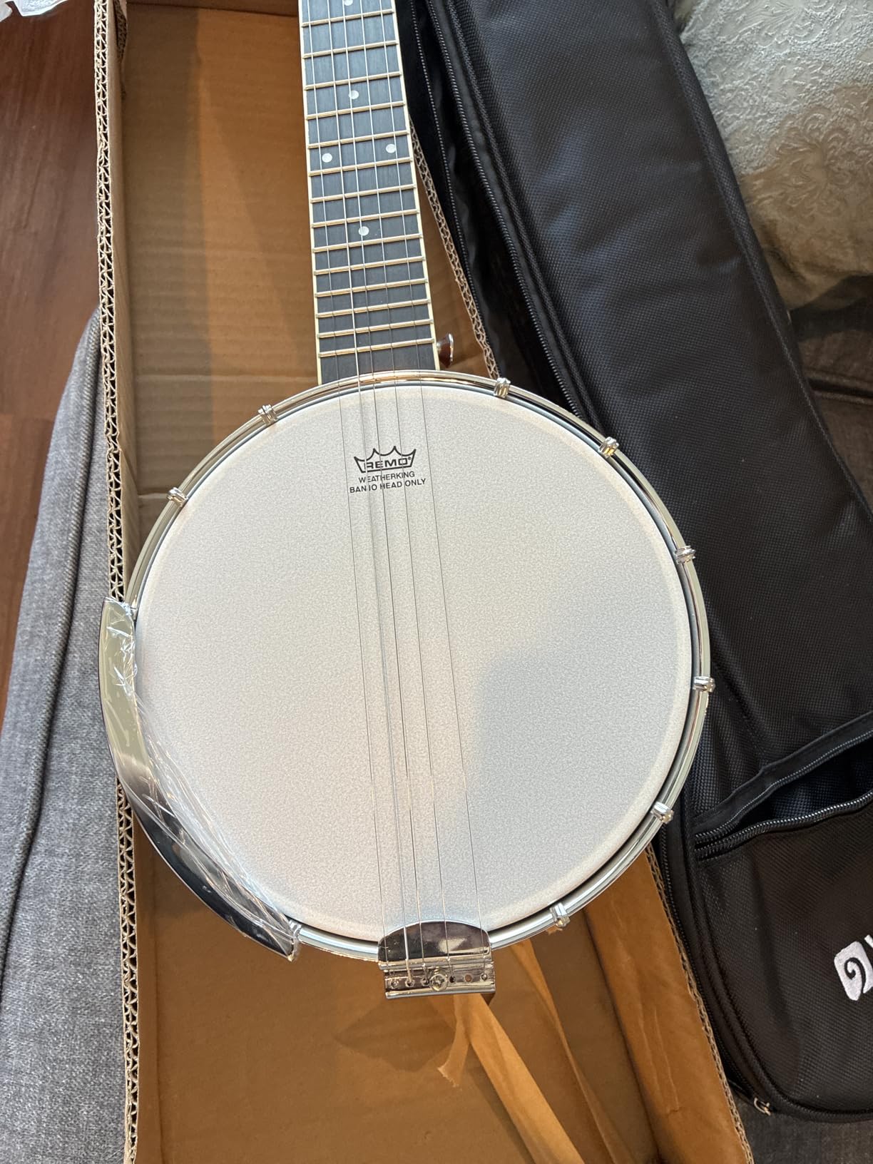 Vangoa 5 String Banjo 26 Inch, MINI Travel Banjo Beginner Kit with Remo Head, Open Back & Closed Solid Back with Beginner Kit customer photo 1