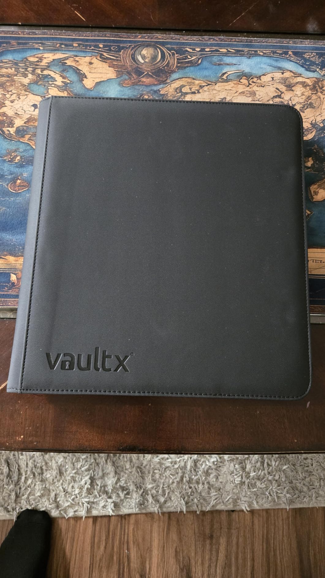 Vault X 12 Pocket Zip Binder, 480 Cards, Exo-Tec Material, 20 Side-Loading Pages (Black) customer photo 1