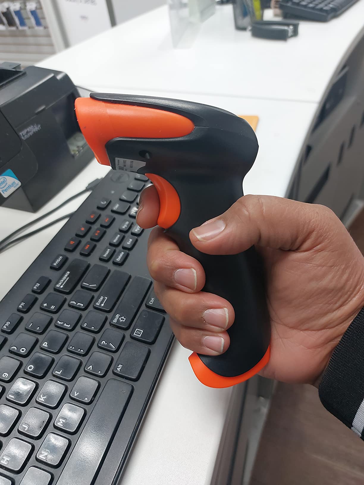 Tera Barcode Scanner Wireless 1D 2D QR with Stand: Battery Level Indicator 3 in 1 Works with Bluetooth 2.4G Wireless USB Wired Handheld Bar Code Reader with Vibration Alert HW0002 customer photo 2