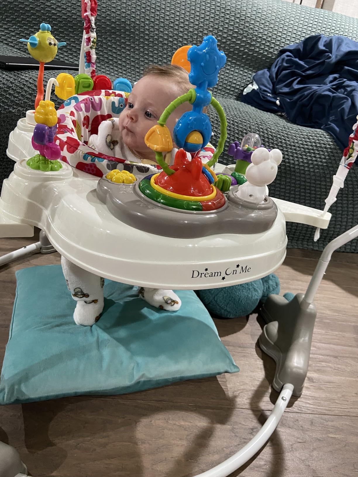 Dream On Me 2-in-1 Baby Activity Center & Bouncer Jumper, 360 Rotating Seat, 3-Height Adjustable, 12 Melodies with Lights & Interactive Toys, Promotes Early Development - Star Print customer photo 2