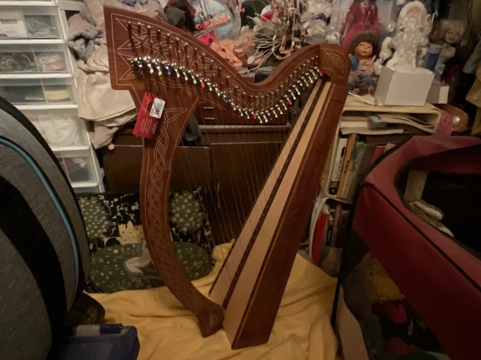 Roosebeck Minstrel Harp 29-String w/Full Chelby Levers - Knotwork customer photo 1