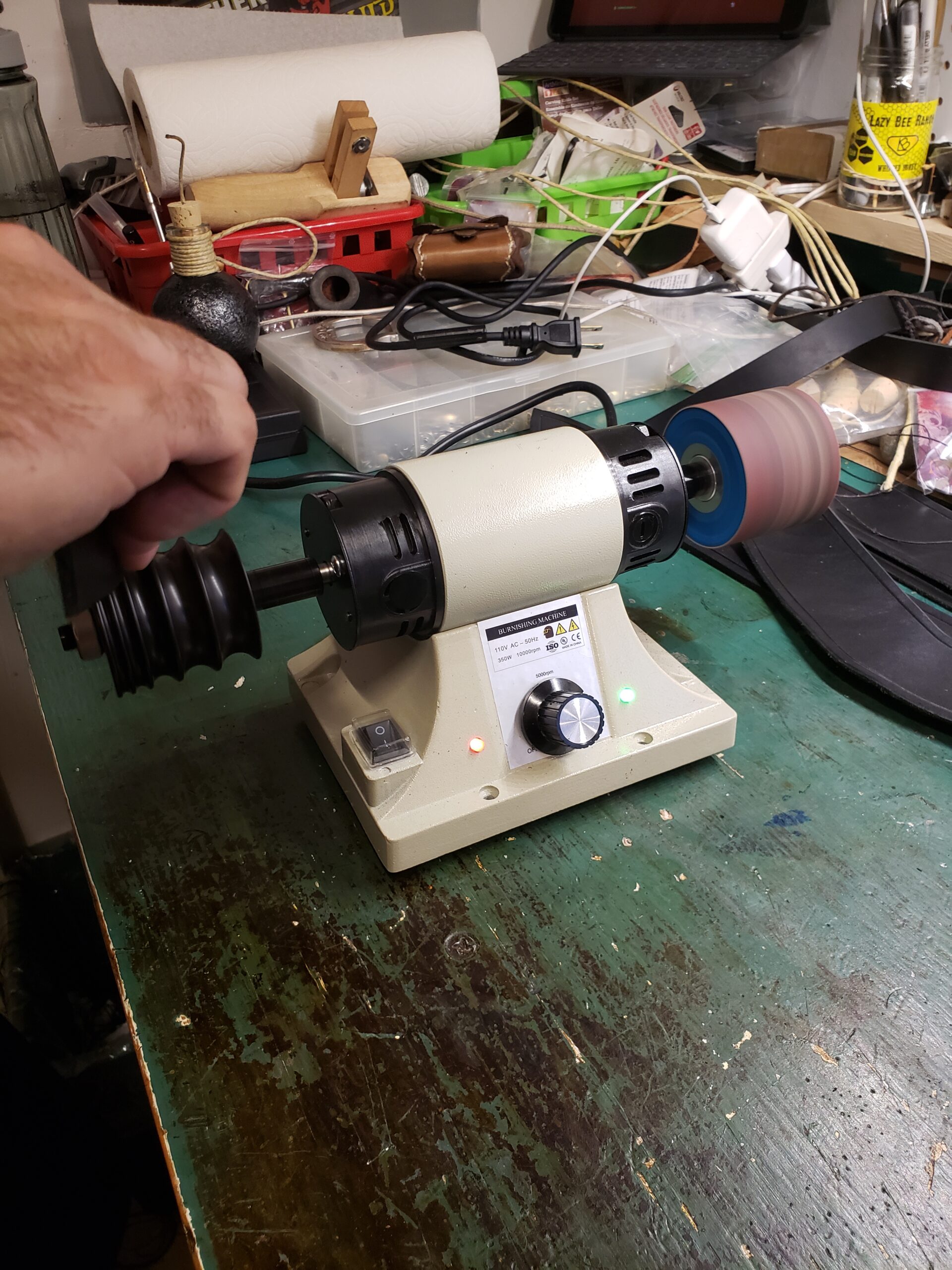 Leather Polishing Burnishing Machine, Leather Edge Grinding Kit Adjustable Rosewood Grinding Head Sander Buffing Motor for All Vegetable Tanned Leather 8000rpm 110V customer photo 2