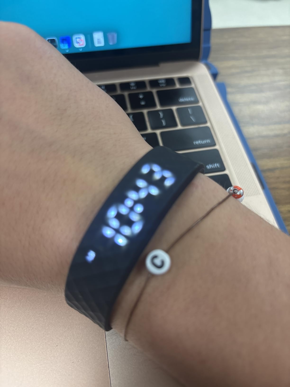 Tabtime Vibrating Alarm Reminder Watch - with up to 10 Personal Alarms or Pill Reminders per Day customer photo 1