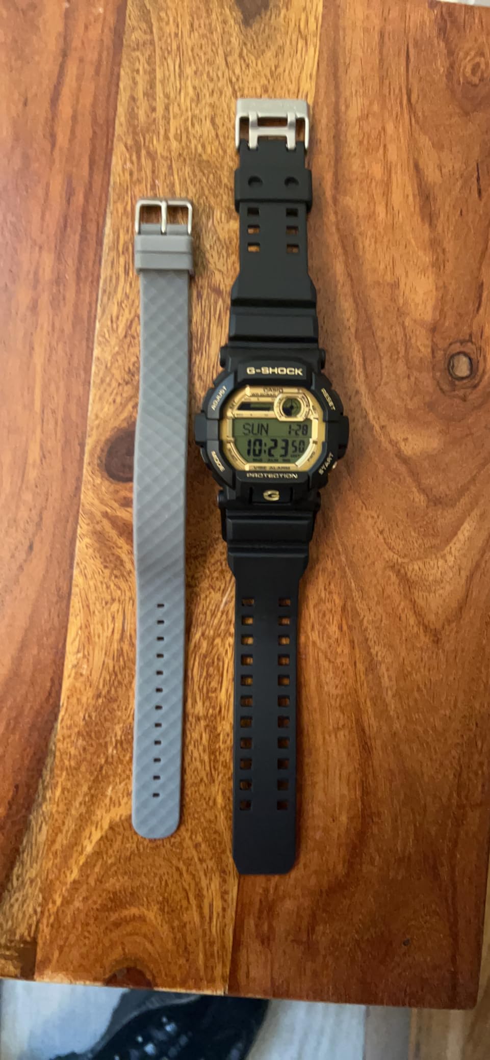 Tabtime Vibrating Alarm Reminder Watch - with up to 10 Personal Alarms or Pill Reminders per Day customer photo 2