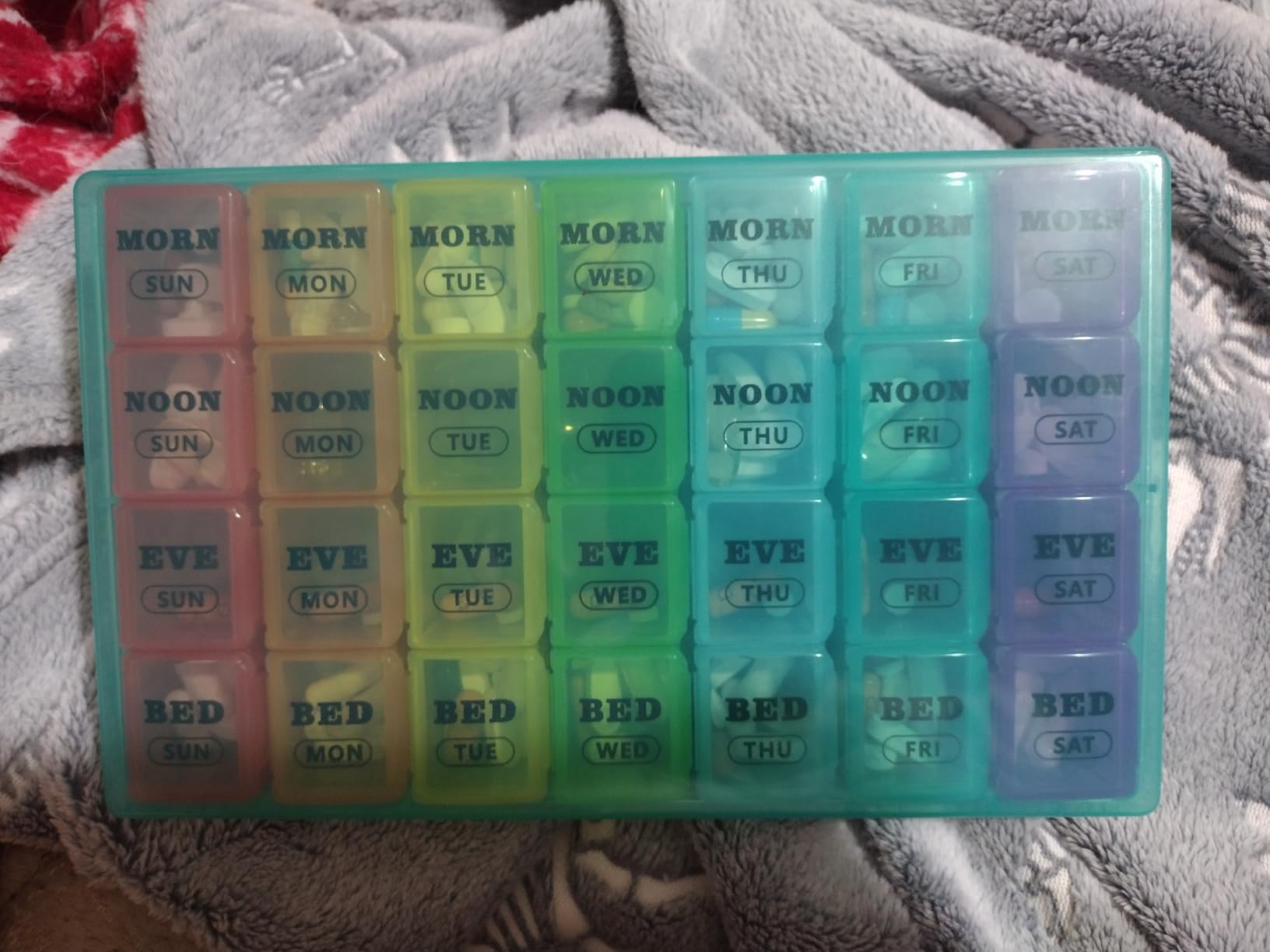 XL Large Weekly Pill Organizer 4 Times a Day, 7-Day Pill Boxes AM PM, Big Compartments Pill Case, Monthly Medication Organizer 28 Days Dispenser for Fish Oils, Vitamin Holder Supplement customer photo 1