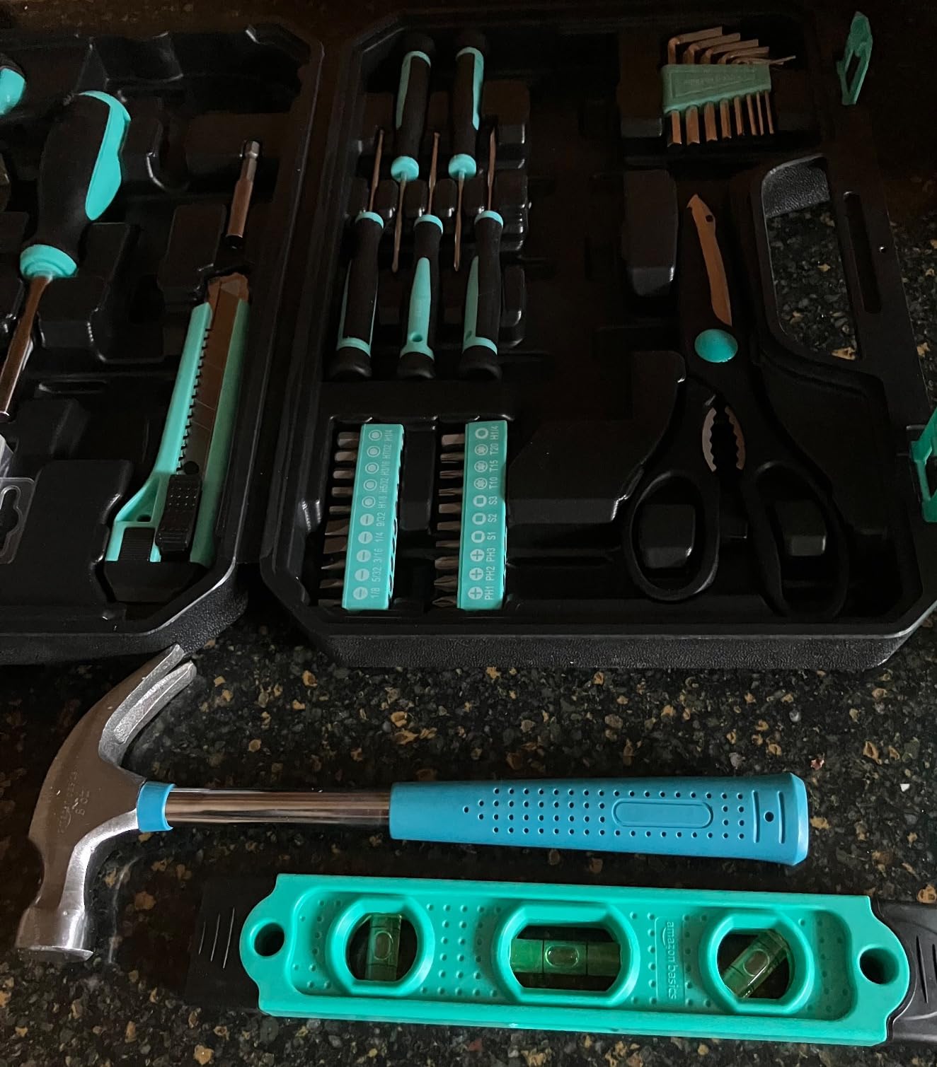 Amazon Basics 142-Piece Household Tool Kit for Home Repair, Hand Tools with Storage Case customer photo 1
