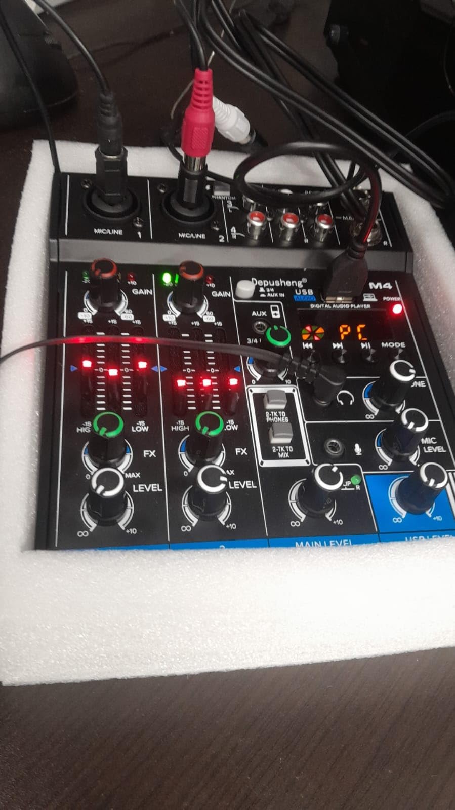 W IN-MIX Professional 4 Channel Mixer with Bluetooth, USB Recording & 48V Phantom Power - Studio & Live Sound Console for DJ, Karaoke & Streaming customer photo 1