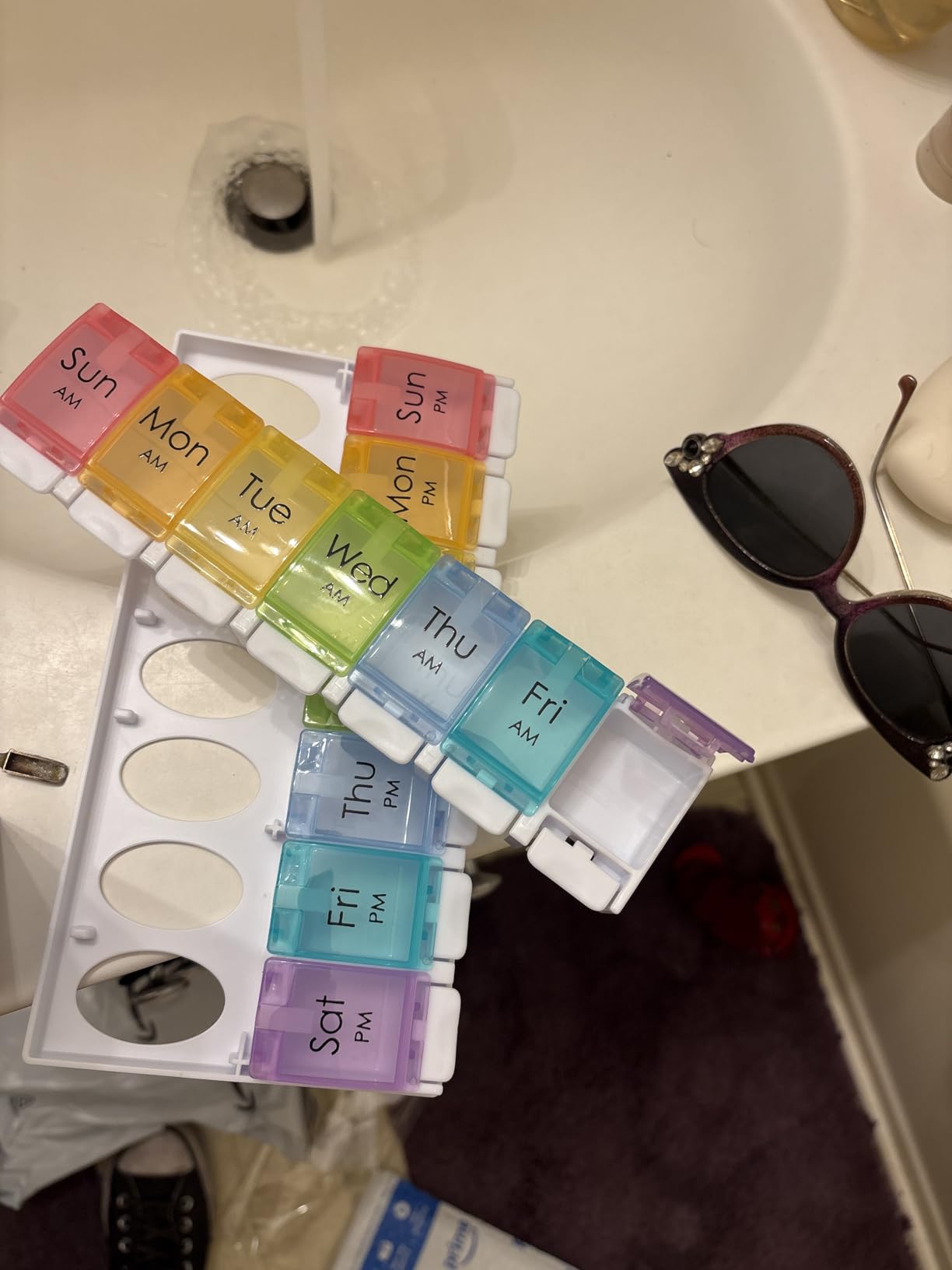MOLN HYMY Large Pill Organizer 2 Times a Day, AM PM Pill Box 7 Day, 14 Dividers 2 Week Medicine Pill Organizer with Easy Push Button for Medication, Vitamins, Fish Oils, Supplements customer photo 1