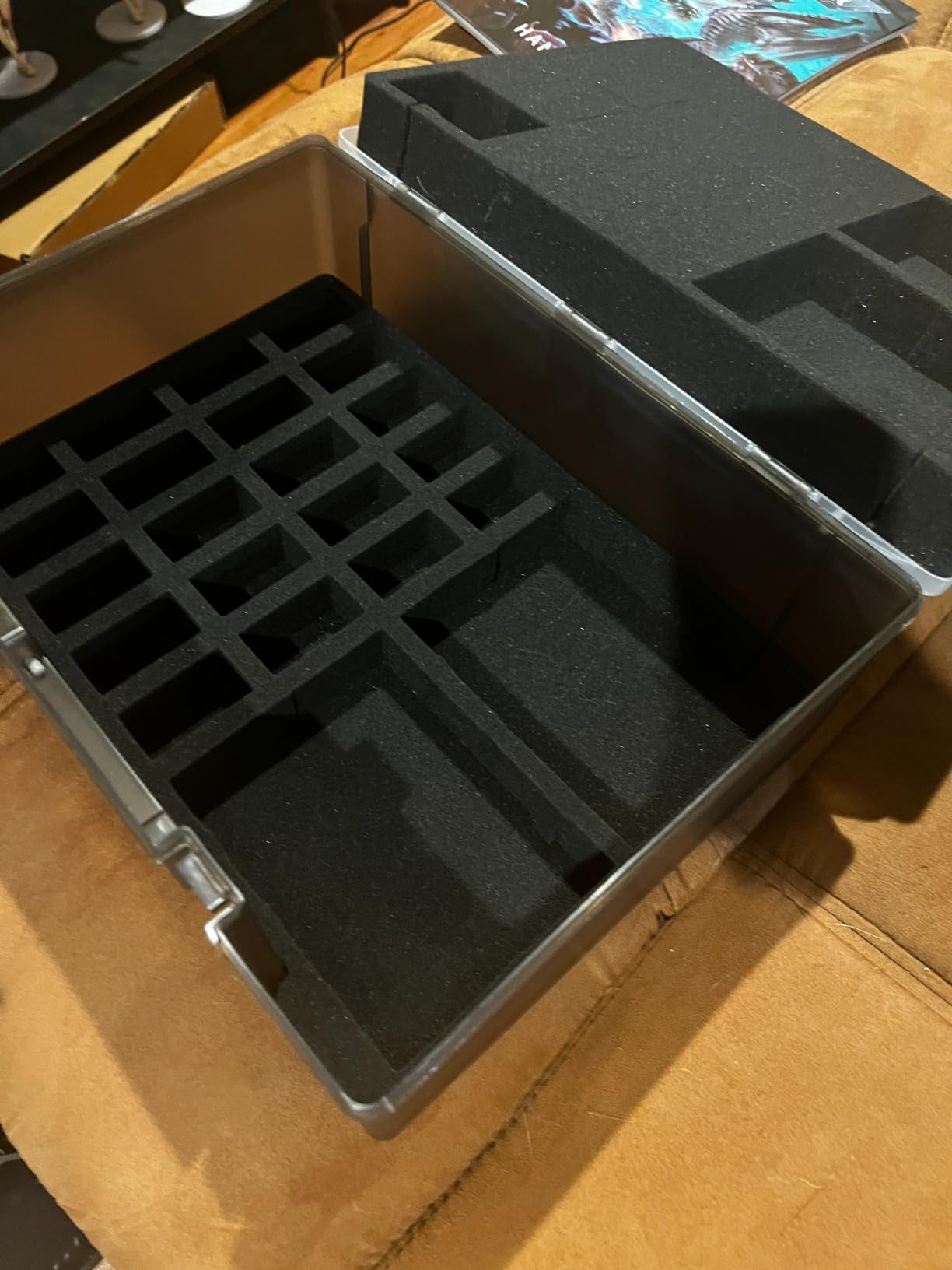 Miniature Storage Sturdy Carrying Figure Case -108 Slot Figurine Miniature Carrying Case Compatible with D&D and More customer photo 2