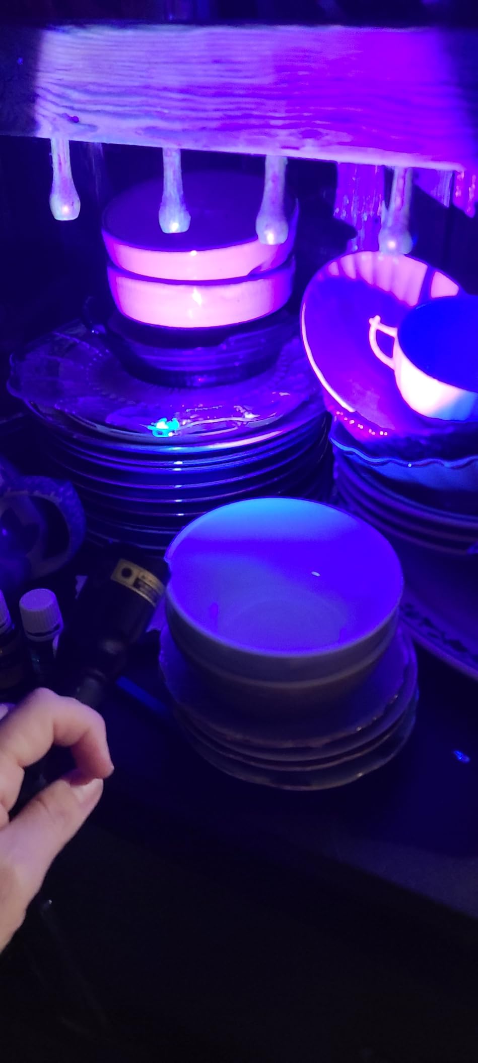 UV Flashlight Black Light- 365nm 395nm Ultraviolet Flashlights, Handheld Blacklight Torch Woods Lamp for Pet Urine Stains Detection, Rocks & Minerals, Glue Curing, Scorpions Finder and Uranium Glass customer photo 2