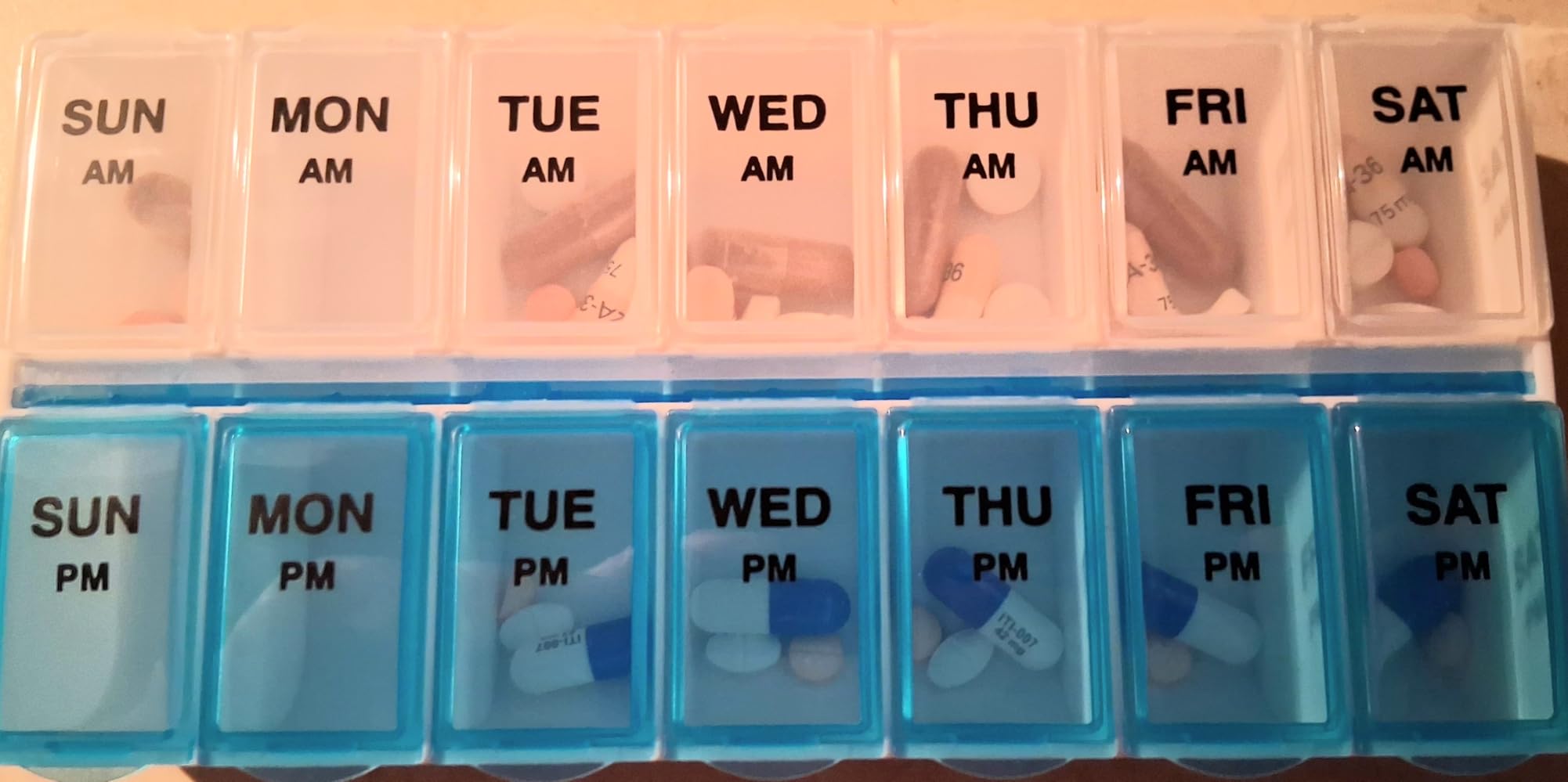 Amazon Basic Care 7-Day AM/PM Pill Organizer, Medication Planner with Large Compartments for Tablets, Blue and Clear Lids customer photo 2