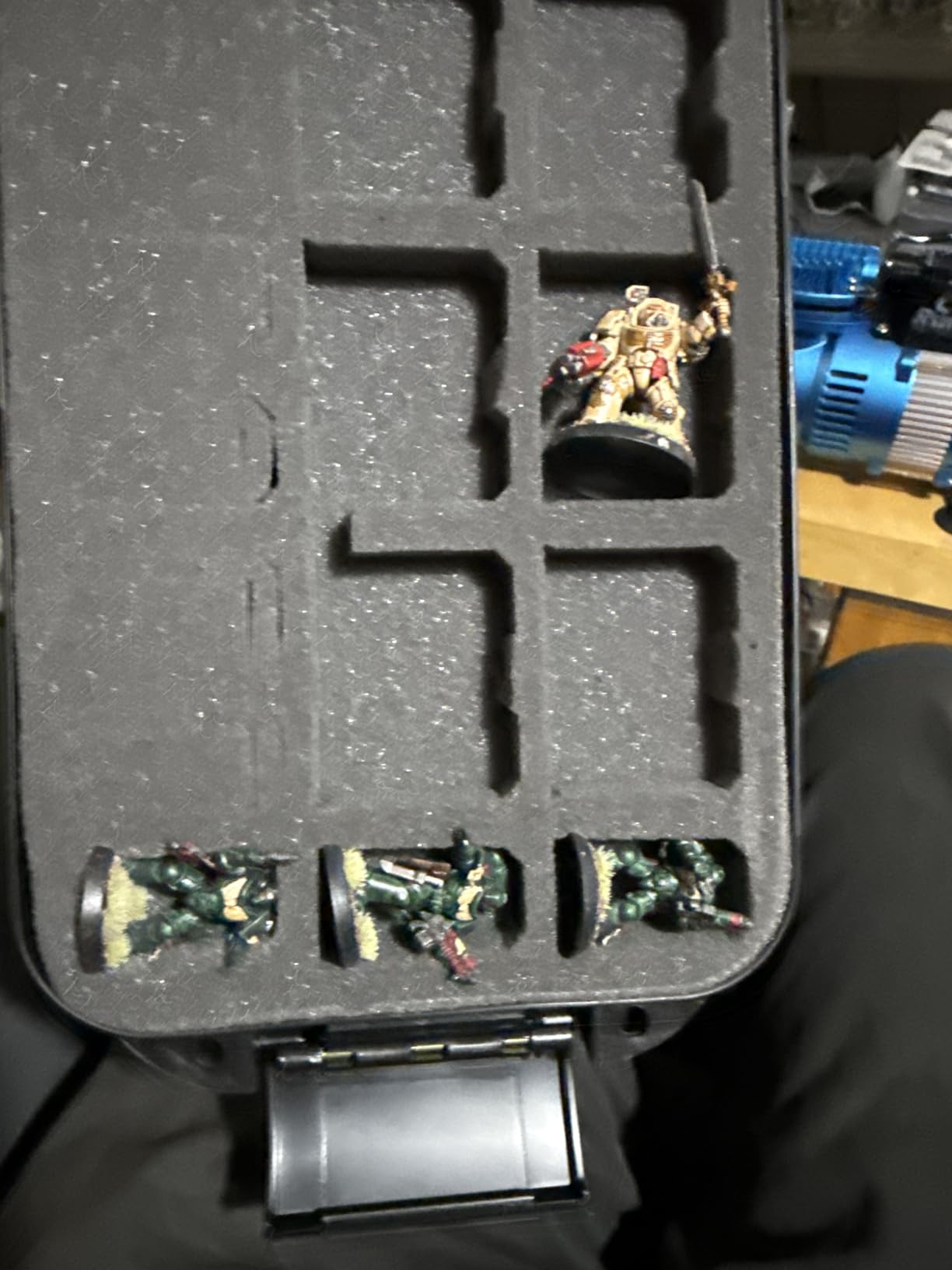 123+ Miniature Figurine Hard Shell Carrying Case - Fits Warhammer 40k, DND, Battletech, Citadel & More! customer photo 2