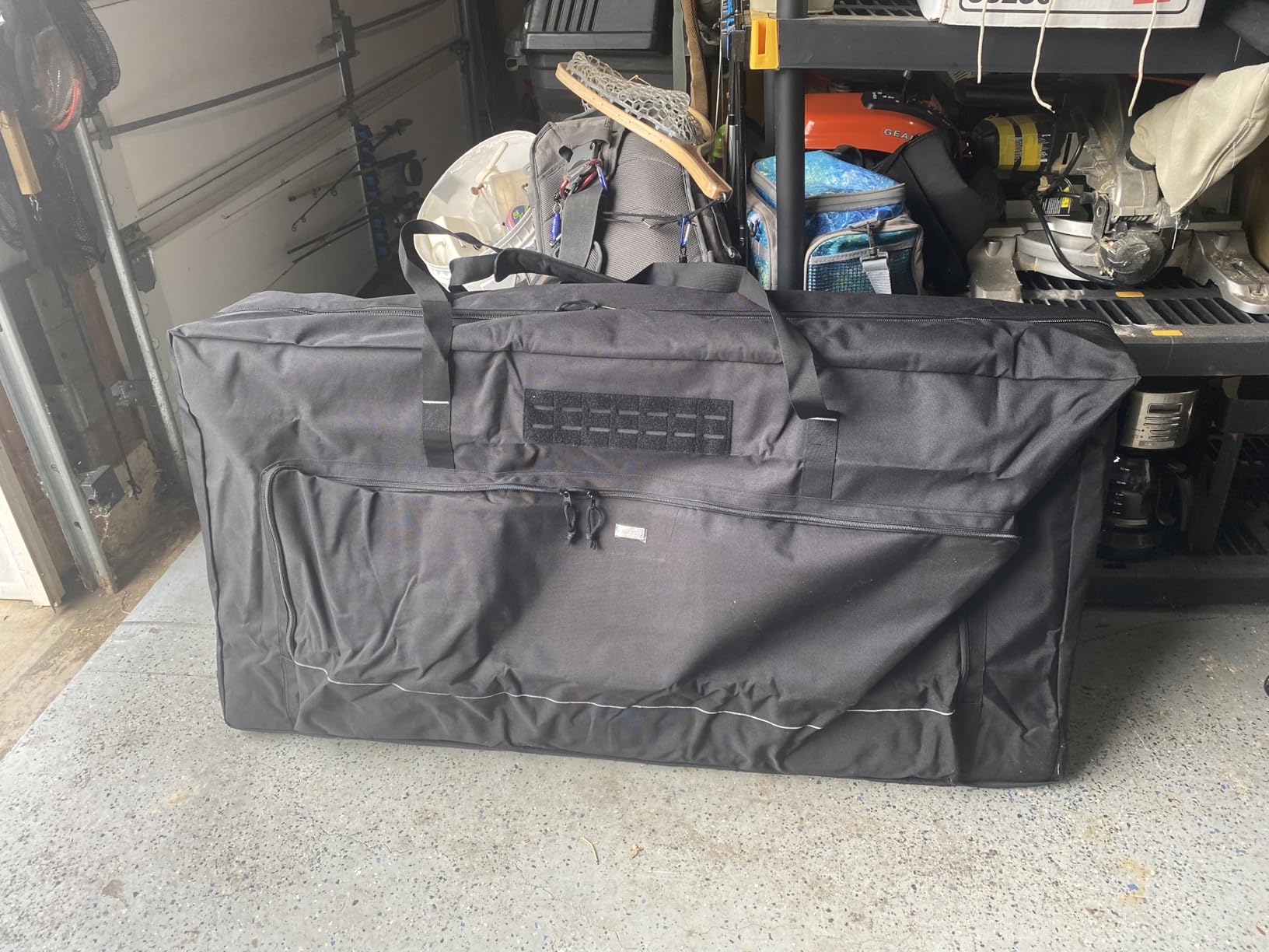 GOBUROS Cornhole Carrying Case Fits Regulation Size Board, Cornhole Carrying Bag with Front Sandbag Pockets, Two-Ways Zipper and Padded Shoulder Strap, Only Bag customer photo 2