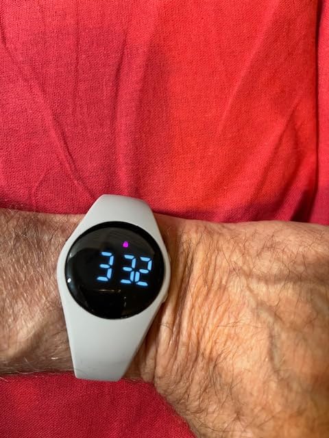 Vibrating Alarm Watch, Water Resistant Potty Training Wristband Rechargeable Medical Reminder Watch with Timer and 15 Daily Alarms customer photo 2