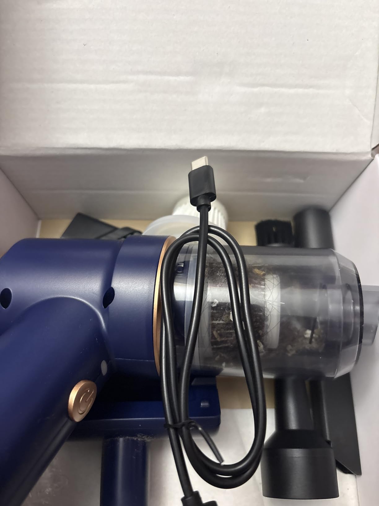 KMM Handheld Car Vacuum Cleaner, 9000Pa Vacuum Cleaner and Air Duster, 120W High Power Hand Held Vacuum with LED Light and Multi-Nozzles for Car, Home, Office, Pet customer photo 2