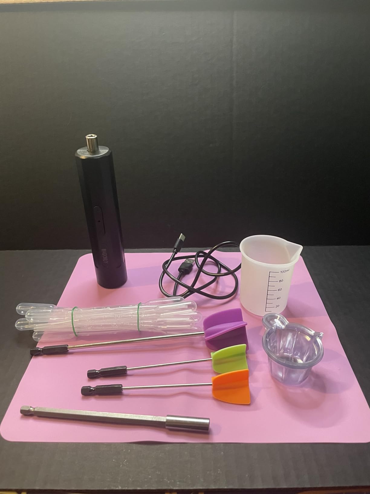 Rechargeable Epoxy Resin Mixer, USB Handheld Electric Resin Mixer for Mixing Epoxy Without Bubbles customer photo 2