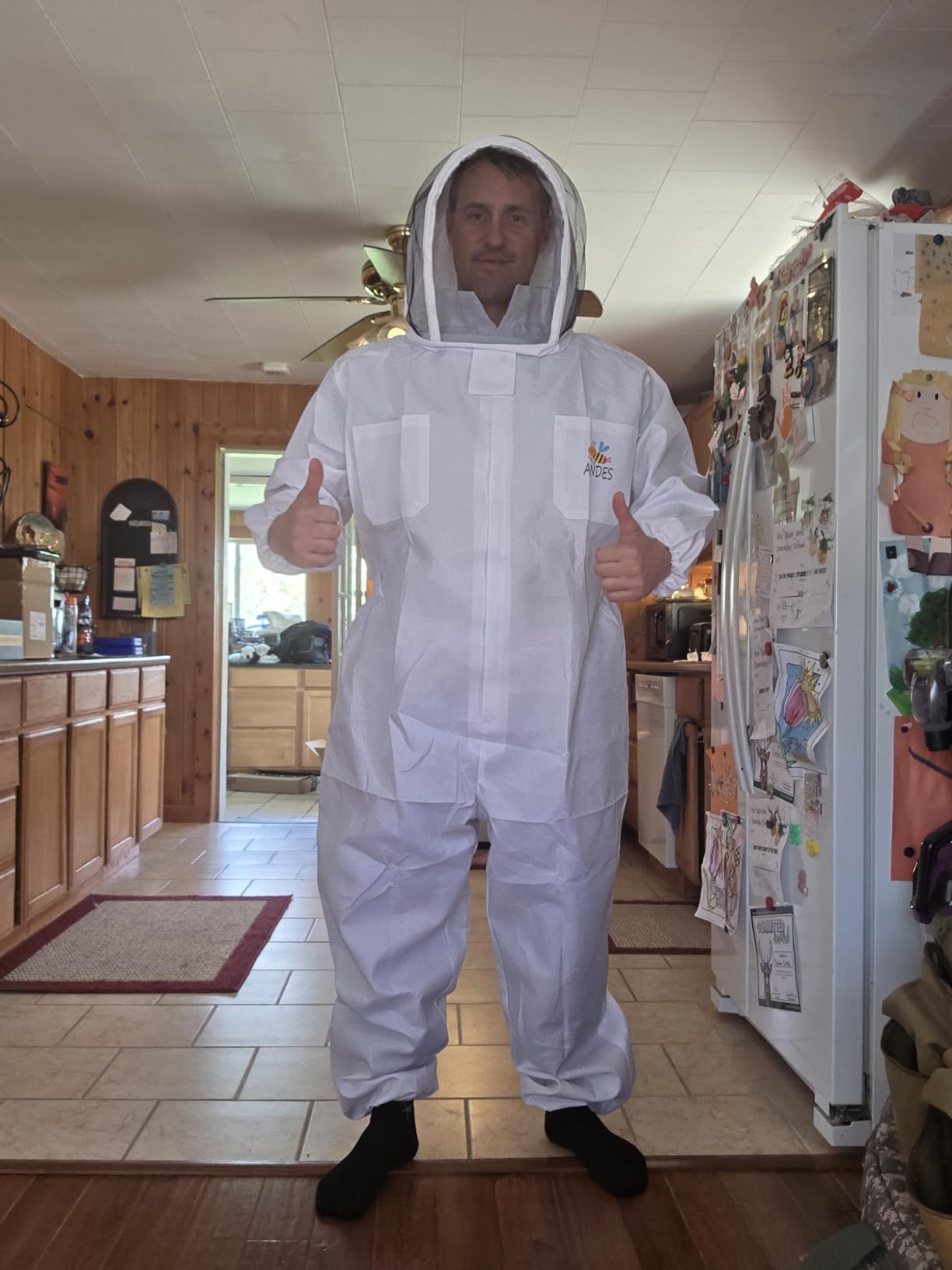 Bee Suit for Men Women Sting Proof, Polycotton Beekeeping Suit Beekeeper Costume&with Glove &Ventilated Hood, Bee Outfit for Backyard and beekeeping supplies (XL) customer photo 2