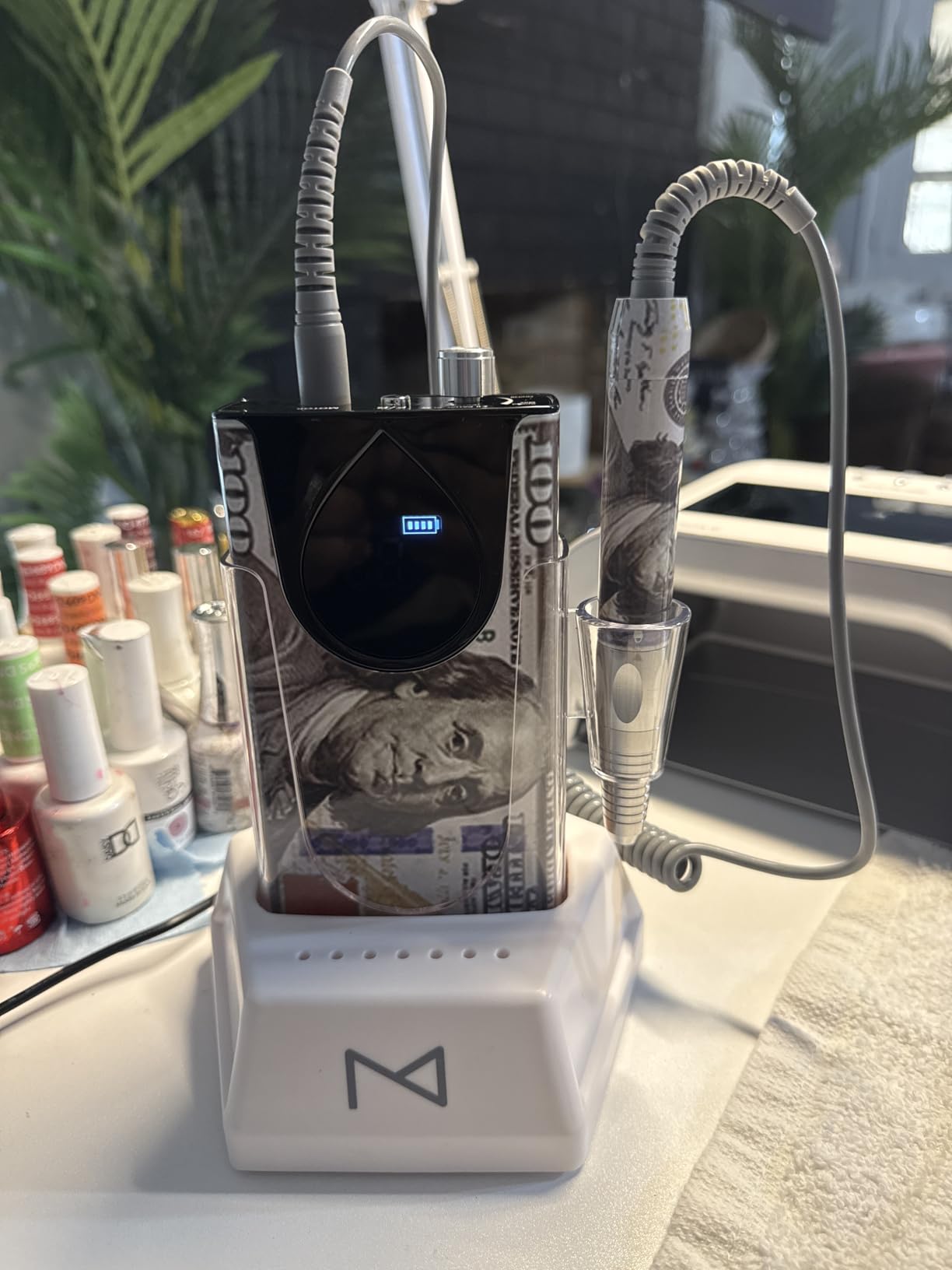 M Max - Professional Nail Drill Machine - 2-in-1 Brushless Motor Nail File - Electric, Cordless, Aluminium Alloy Casing, 35000 RPM, HD Display - Perfect for Salon & Home Use (Black) customer photo 2