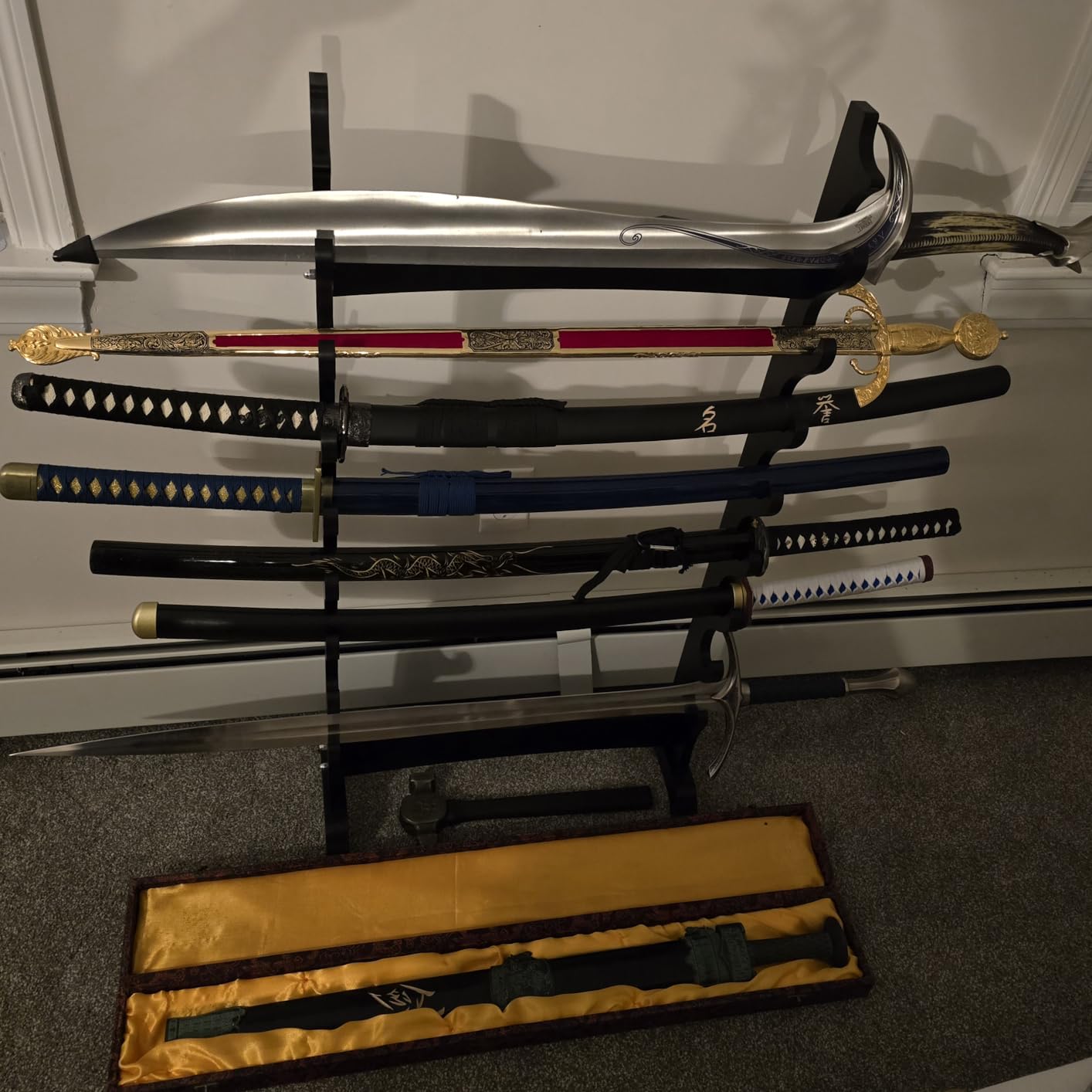 lukar 8 Tier Sword Display Stand Floor, Multilayer Katana Stand Floor, Wooden Sword Rack Floor Stand, Japanese Samurai Sword Holder customer photo 2