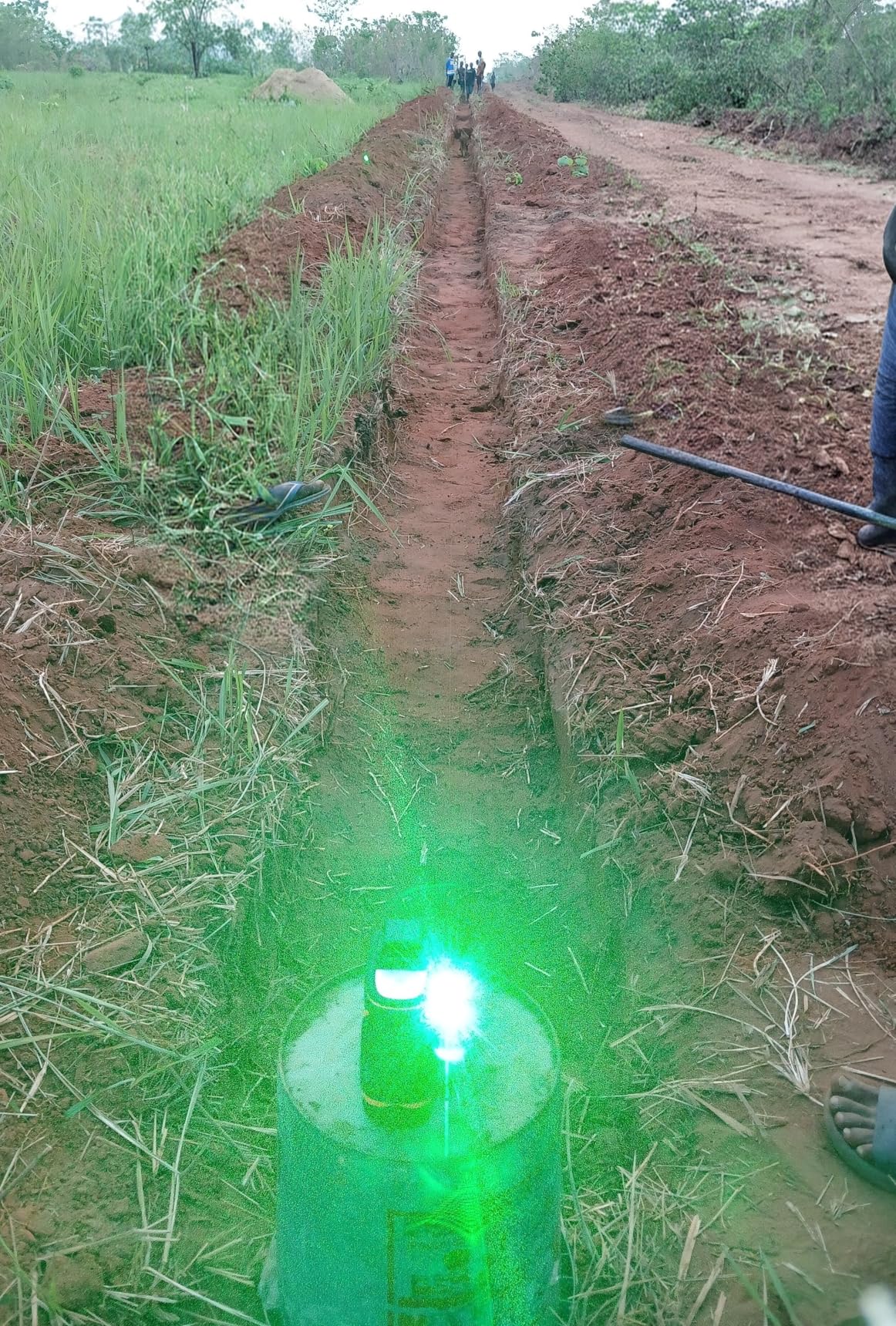 DOVOH Outdoor Laser Level with Receiver H3-360G, Daylight High Visibility Laser Level 360 Self Leveling Up To 400ft Long Range High Power Green customer photo 1