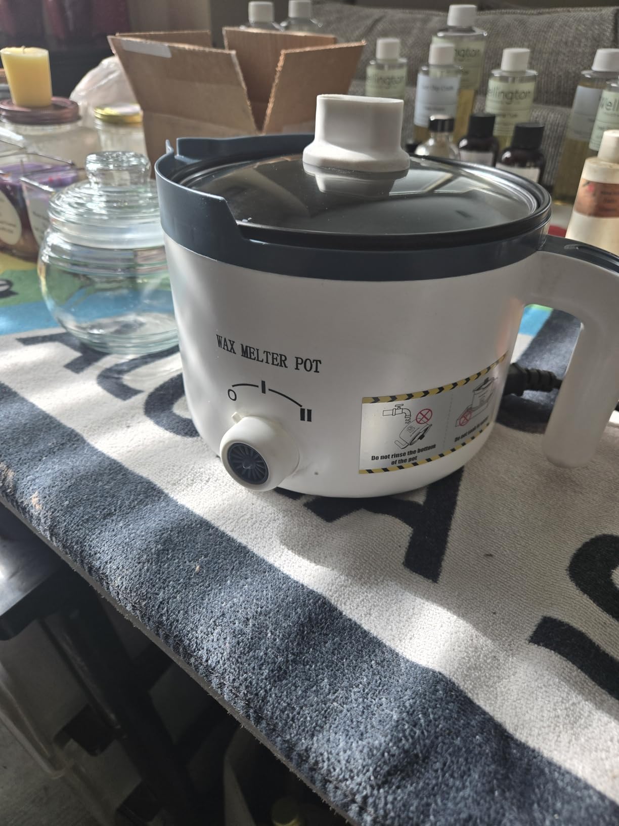 KQU Wax Melting Pot with Thermometer, Electric Wax Melter for Candle Making with Spout, Small Double Boiler Pot Set for Beginner Adults customer photo 1