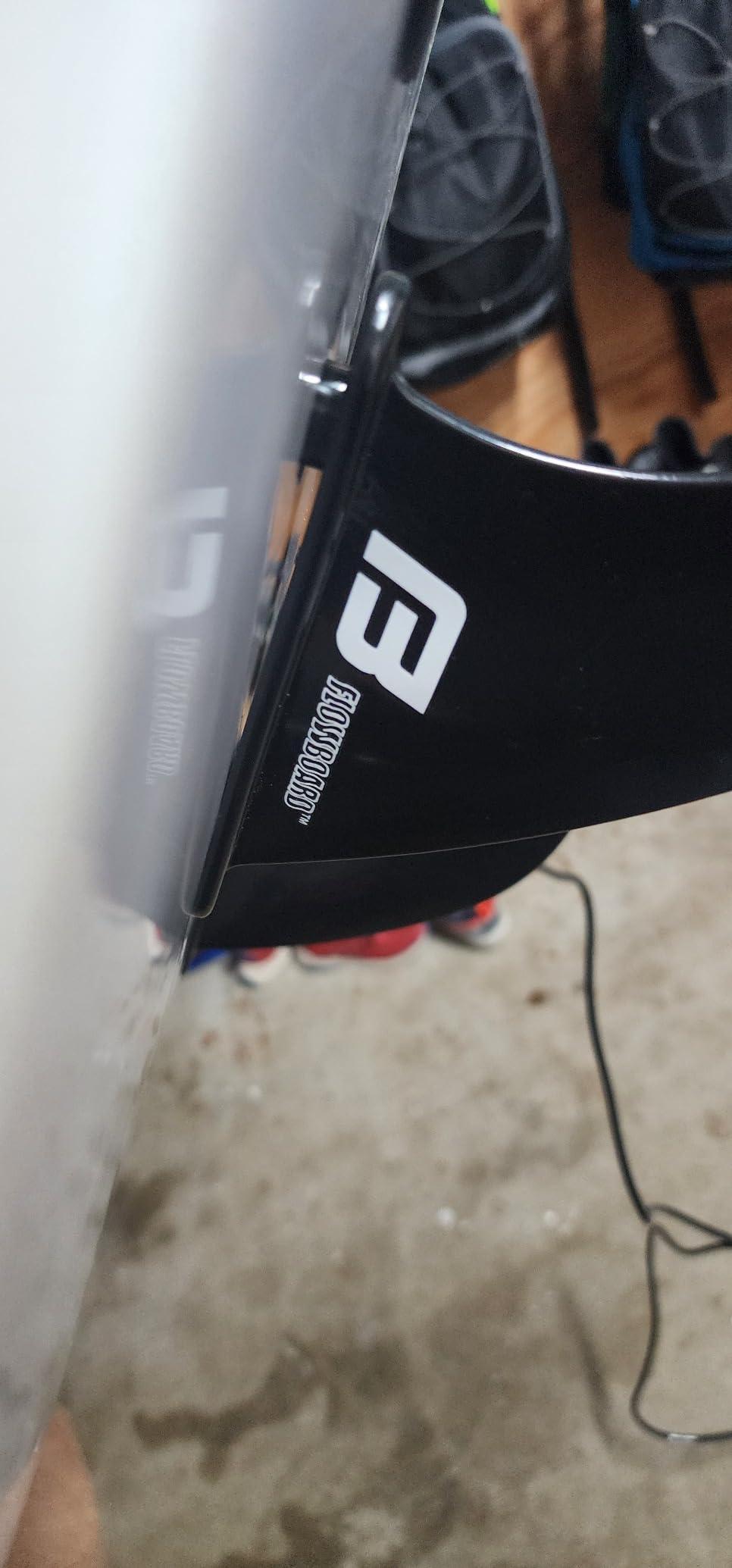 FLOWBOARD Surfboard Softboard Foam - Include (3) Fins 6' Foot Leash and (2) Wood Stringers Inside Board Available in 6' and 7' Short Board and 8' Longboard customer photo 2
