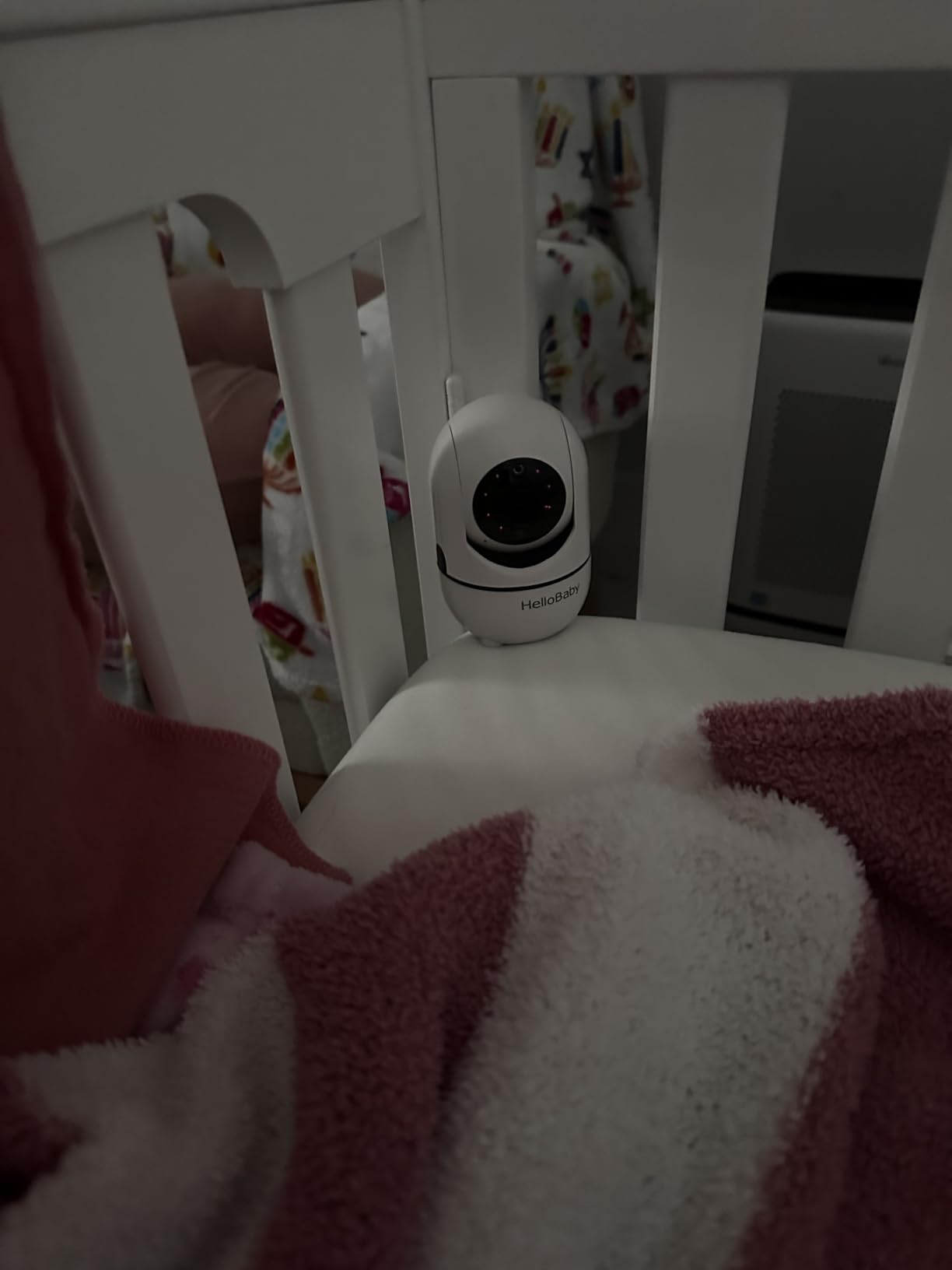 HelloBaby Baby Monitor 6 Inch World First IPS Screen 30H Battery, Secure No WiFi, Pan Tilt Video Camera with Night Vision, VOX, 2-Way Talk, 1000ft, Portable Video Audio Monitor customer photo 2