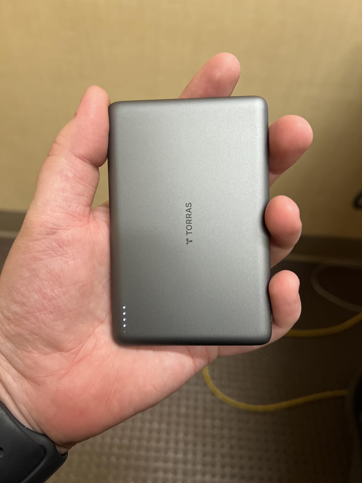 TORRAS MiniMag Power Bank, Ultra Slim 5,000mAh Wireless Portable Charger with USB-C Cable, Fast Charging iPhone Air Magnetic Battery Pack, Compatible for iPhone 17/16/15/14/13/12, Glacier Gray customer photo 1