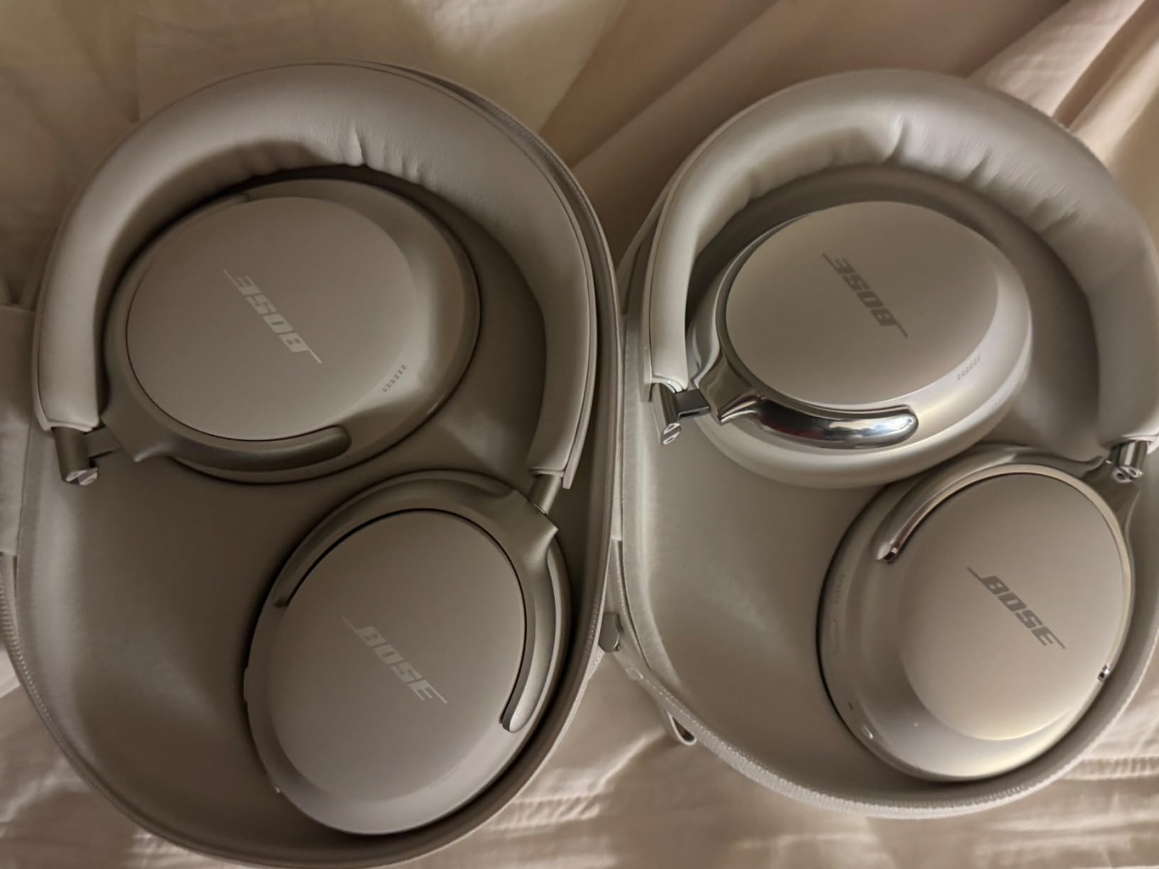 Bose QuietComfort Ultra Bluetooth Headphones, Wireless Headphones with Spatial Audio, Over Ear Noise Cancelling with Mic, Up to 24 Hours of Playtime, Lunar Blue - Limited Edition Color customer photo 2