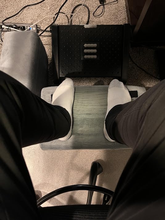 ROYALAY Adjustable Foot Rest Under Desk for Office, High-Density Foam Foot Rest with 3 Adjustable Heights, Ergonomic Footrest with Washable Cover for Home, Airplane, Travel(17 * 11 * 17in, Gray) customer photo 2