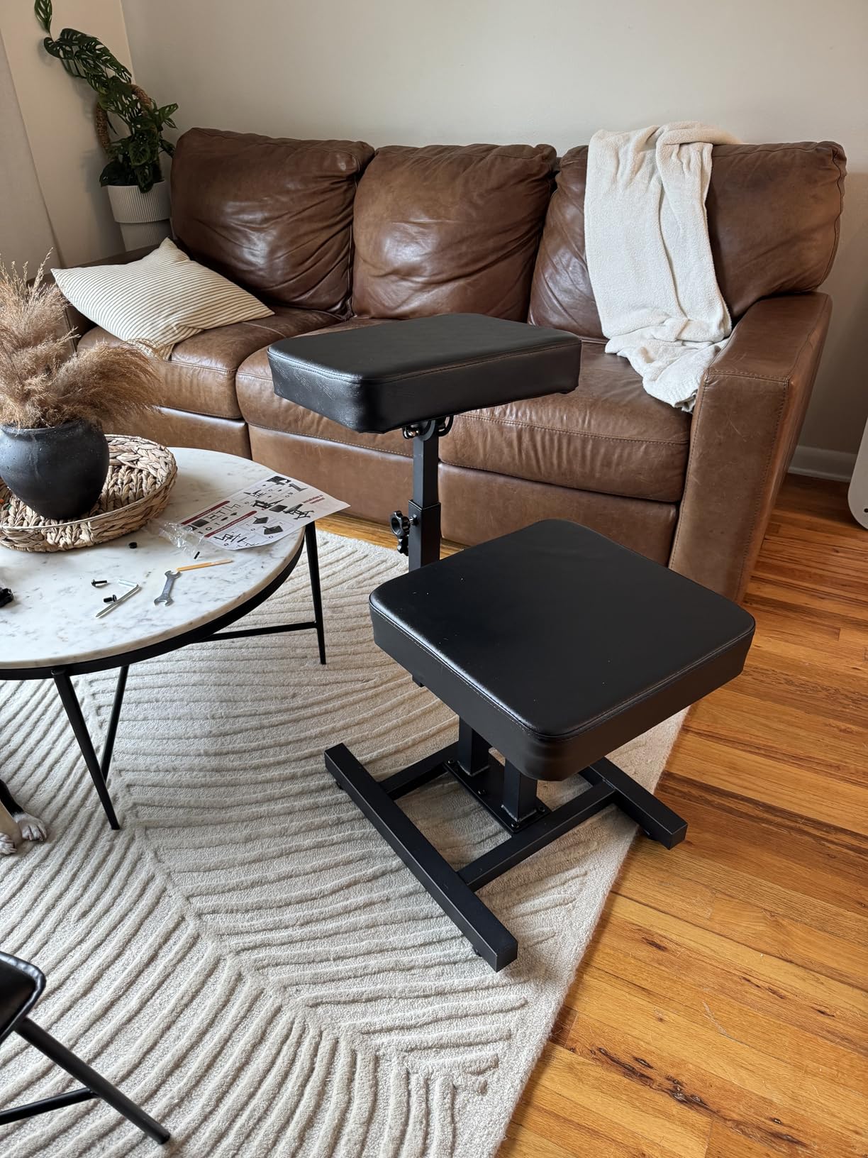 Tattoo Chairs with Adjustable Armrest & Back Support for Tattoo Artists and Client, Ergonomic Multiple Uses Chair, Tattoo Studio Furniture (with Wheels) customer photo 2