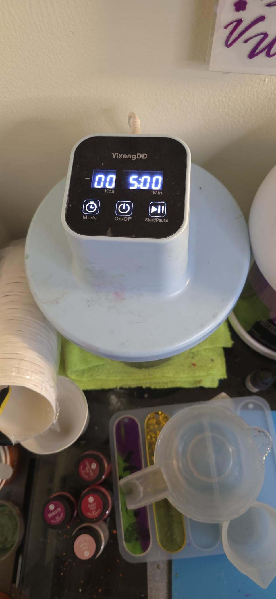 Resin Bubble Remover, Digital Display Design, Removes 99% of Air Bubbles in 5-10 Minutes, 96kPa Vacuum Degassing Chamber, Resin Bubble Remover Machine for Epoxy Resin Artwork, Crafts customer photo 2