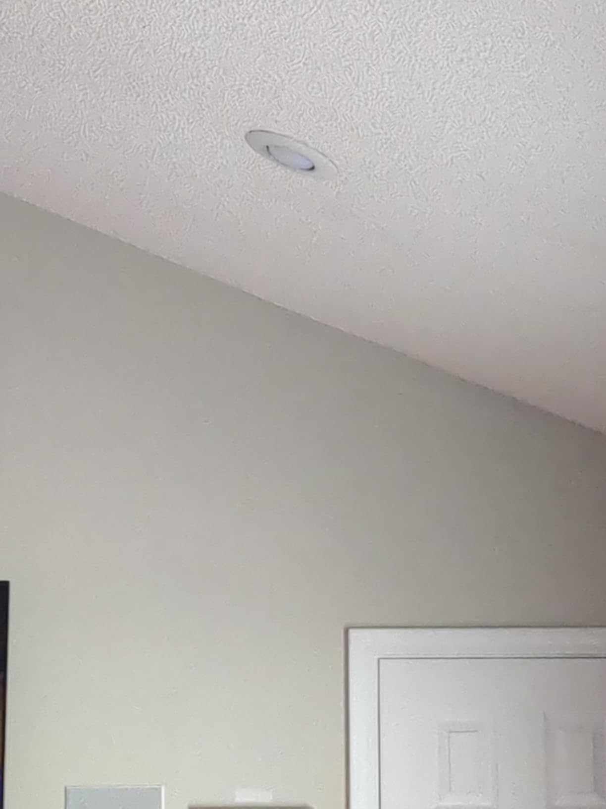 Magnolia Home by Joanna Gaines Classic Interior Wall, Ceiling, Trim Paint and Primer, Eggshell Finish, 1 Gallon - LUXE customer photo 1