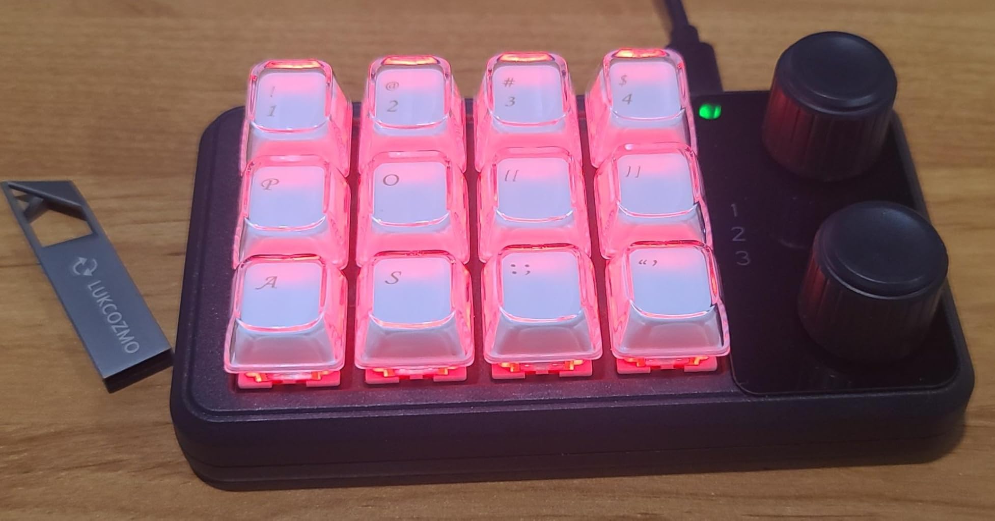 LUKCOZMO Macro Pad Macropad Programmable Keypad Customized 12-Key Mini Mechanical Gaming One Handed Keyboard RGB OSU Micro Keyboard Macropad Knob Wireless Receiver & Type C 1m Cable (Black) customer photo 1