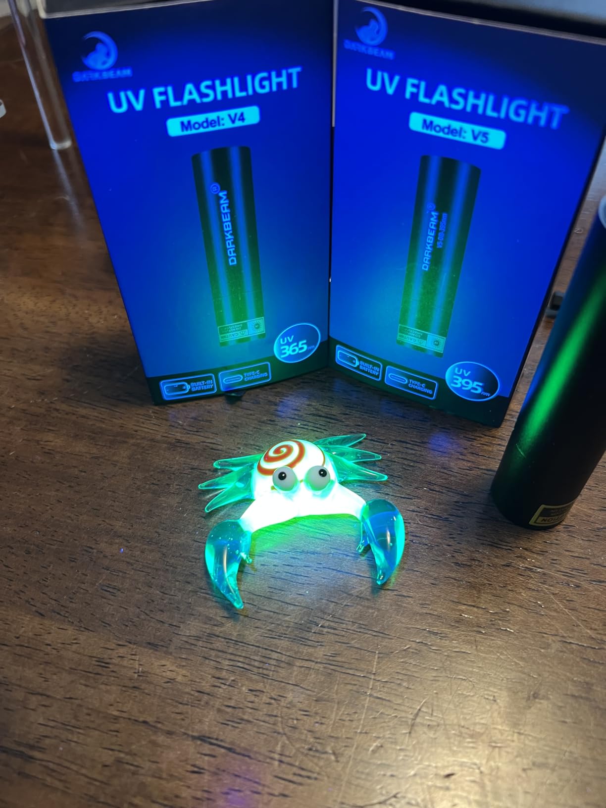 DARKBEAM UV Flashlight 365nm Light and 395nm Blacklight, Mini Powerful Woods Lamp USB-C Rechargeable, LED Ultraviolet Flashlights Pet Urine Detector for Rock, Uranium Glass, Resin Curing, 2 Pack customer photo 2