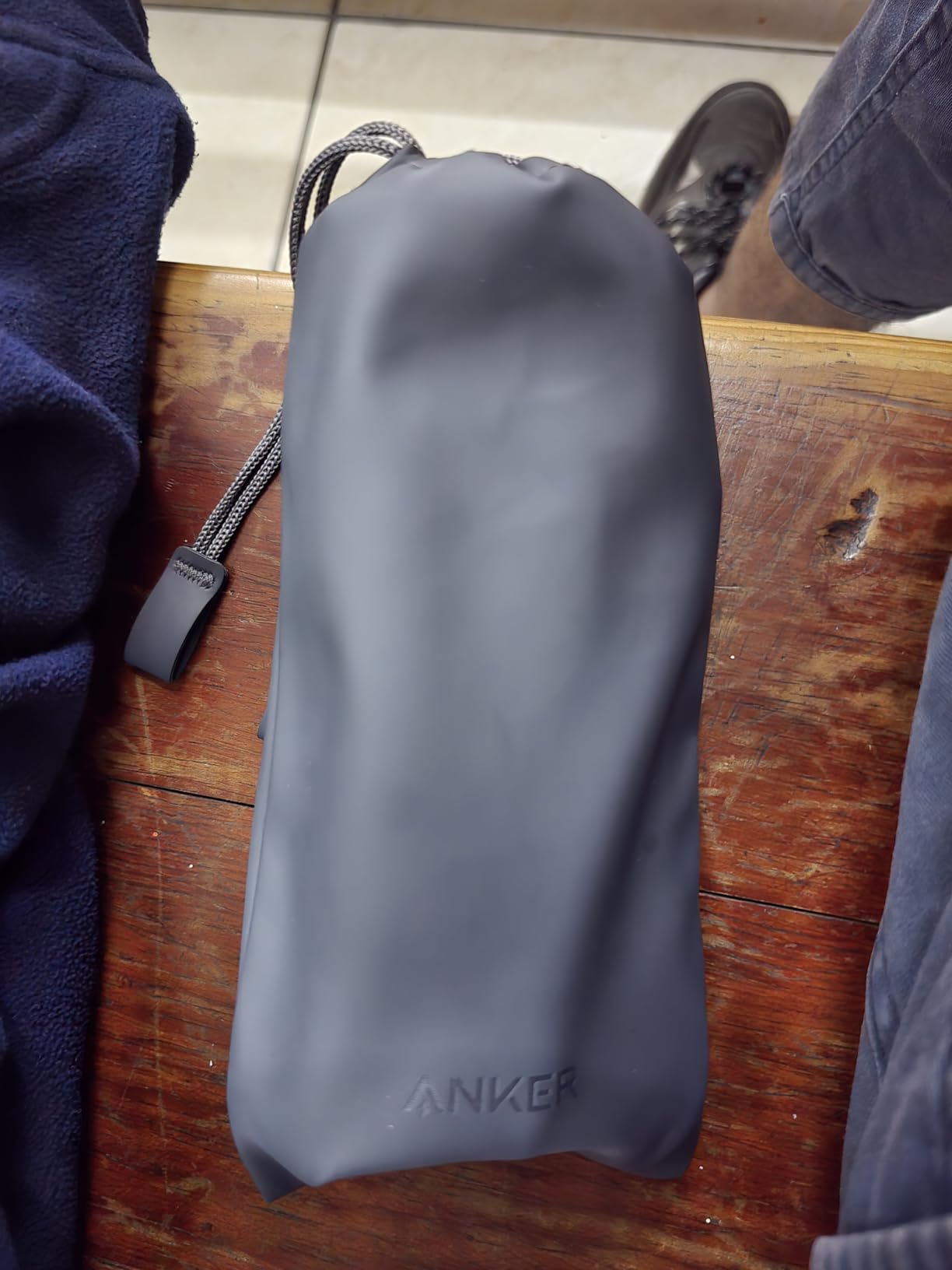 Anker Laptop Power Bank, 25,000mAh Portable Charger with Triple 100W USB-C Ports, Built-in Retractable Cables, Flight-Approved for Travel, iPhone 17/16 Series, MacBook, Samsung, and More customer photo 2