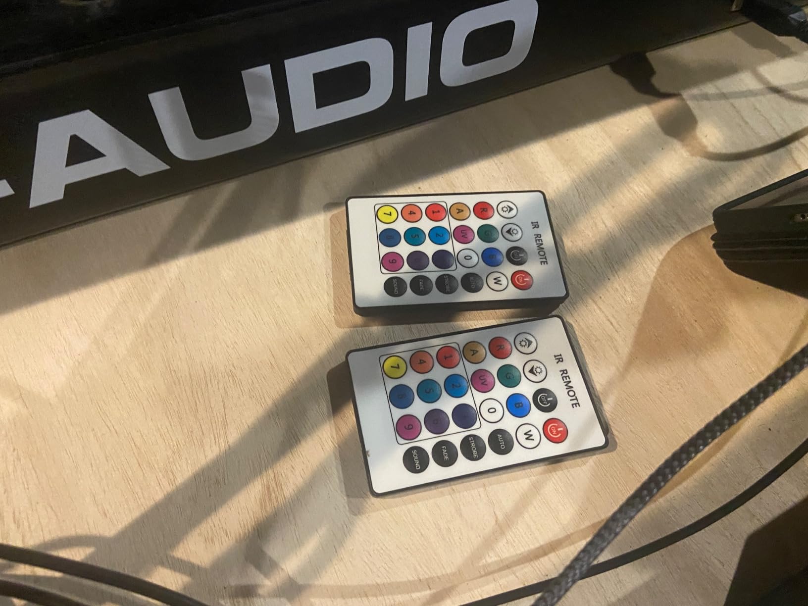 Rechargeable Stage Par Lights: 20H Single-Color 6H Charging | 6IN1 RGBWA+UV LED | Remote DMX & Sound Activation | Battery Powered Uplights for DJ Wedding Party Church & Live Performance - 2 Pack customer photo 2