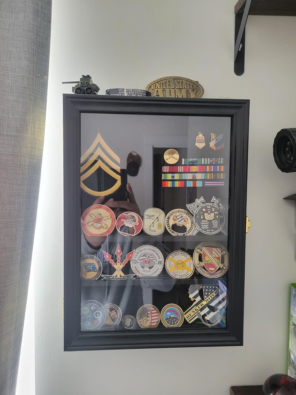 PiaoHao Premium Challenge Coin Display Case, Lockable Military Shadow Box with Removable Shelves, Solid Wood Wall Mounted Medal & Pin Display Frame with UV Protection Acrylic Door, Black customer photo 1