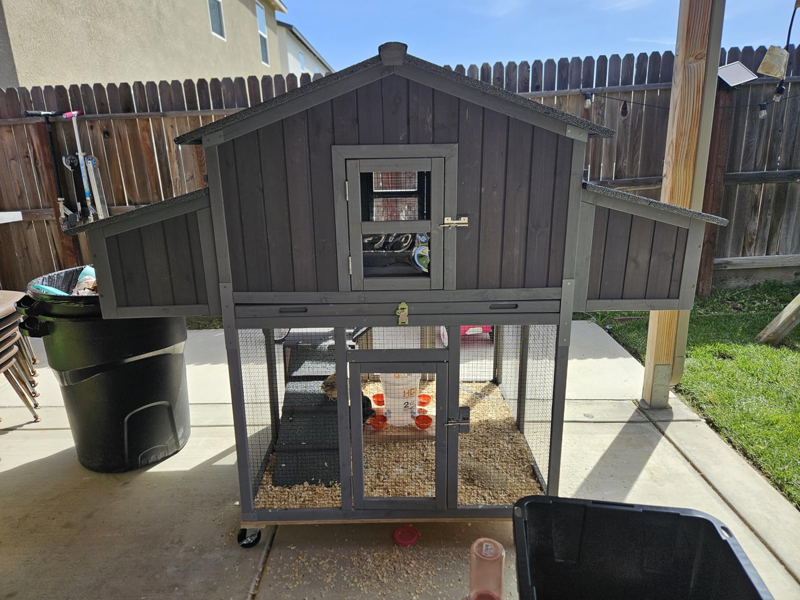 Large Chicken Coop - Unique Folding Design for Easy to Set Up - Chicken House for Outdoor with Two Nesting Box, Leakproof Pull-on Tray, and UV-Resistant Roof Panel customer photo 1