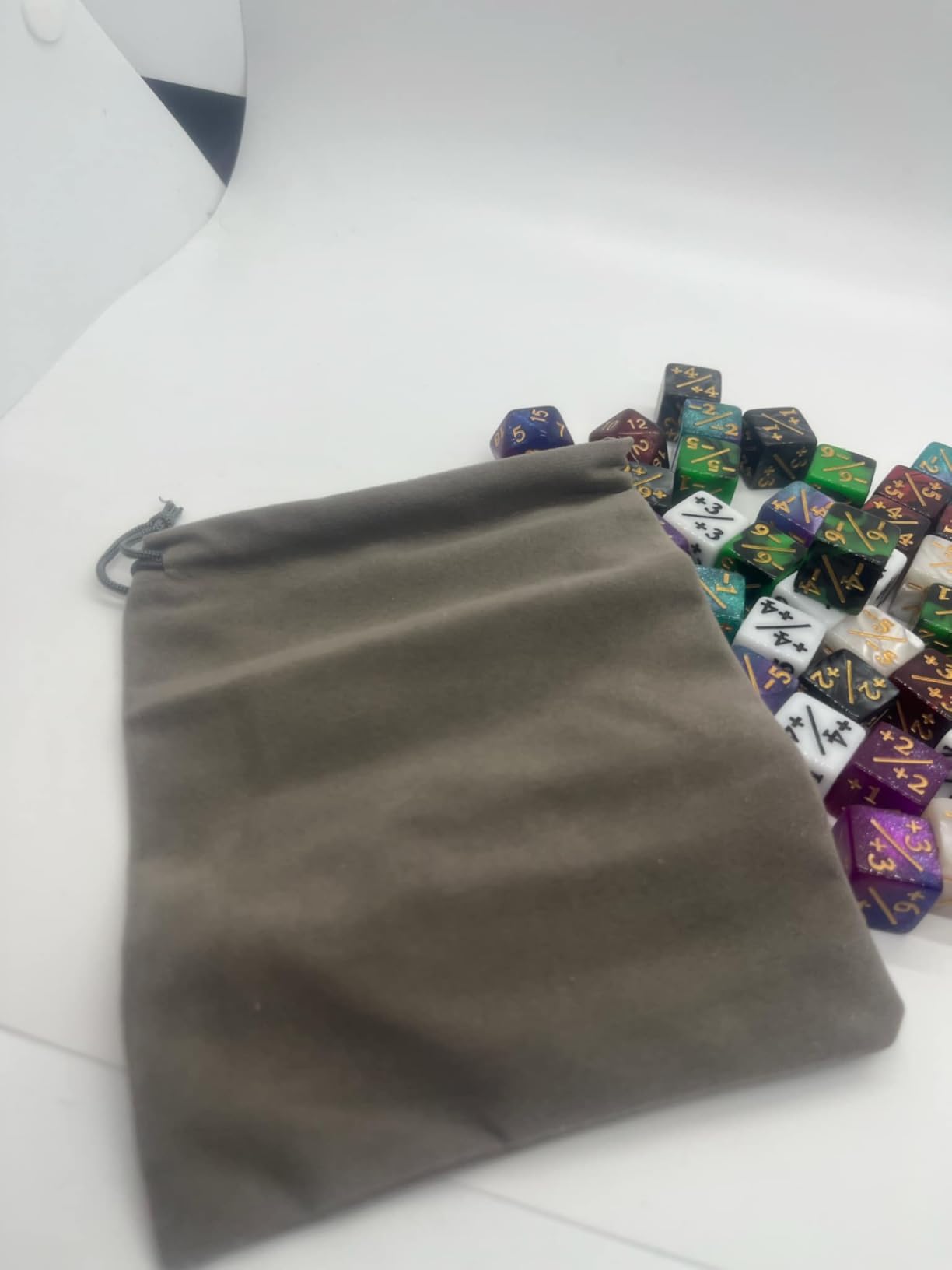 56 Pieces MTG Counter Dice Set in 8 Colors, 48 Pieces Life Counters + Spindown Dice for Magic The Gathering customer photo 2