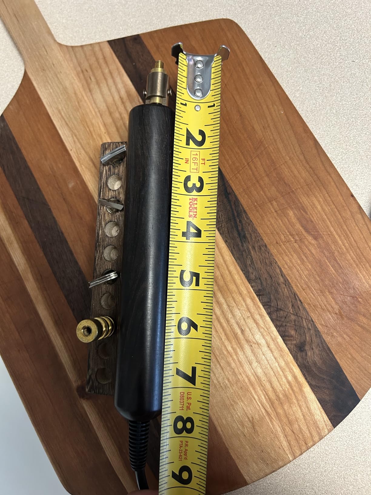 Flyrivergo Leather Creaser Machine, 140-932℉ Leather Edging and Creasing Machine Electric Edge Creasing Heat Iron Tool with 5PCS Tips, Wooden Receptacle Base customer photo 2