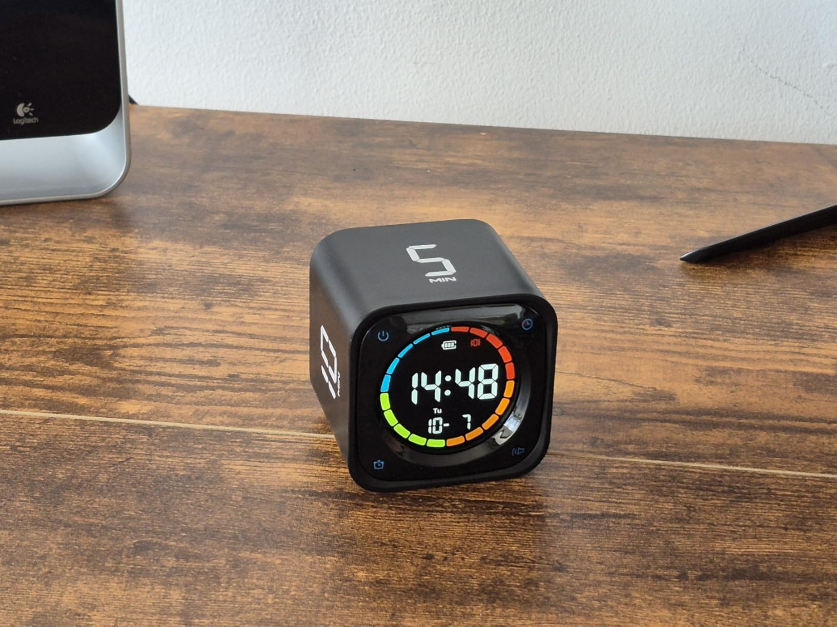 TK3 Pomodoro Timer Cube, Desk Productivity Timer with 5/10/30/60 Min Presets, Custom Countdown, Stopwatch, Clock, 3 Alarm, Silent, Vibrate & Sound Alert, for Task, ADHD, Study, Kitchen, Black customer photo 1