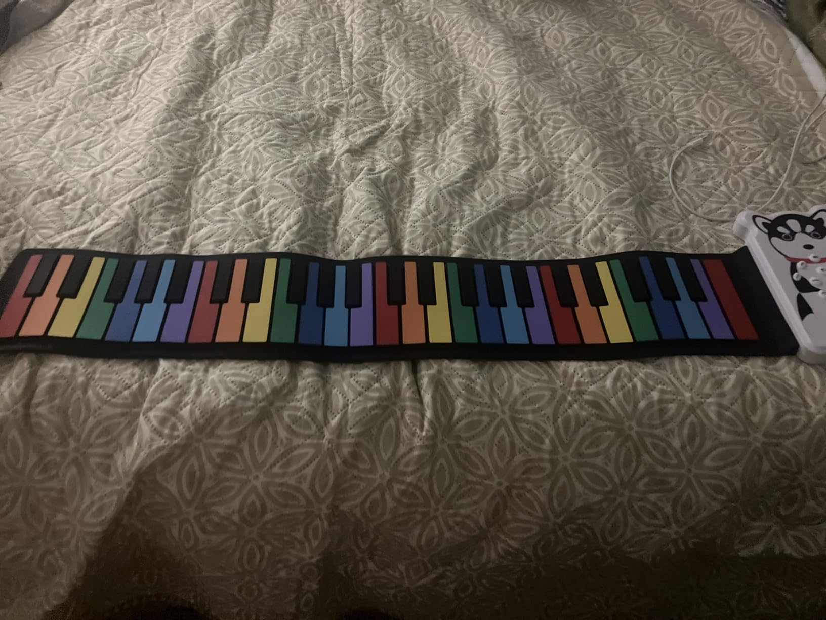 88Keys Roll Up Piano Keyboard, MARVTOWN Portable Foldable Hand Roll Keyboard Piano, 108 Rhythms, 128 Tones, Waterproof Silicone Folding Piano with MIDI & Speaker & Headphone jack For Beginners Travelling customer photo 1