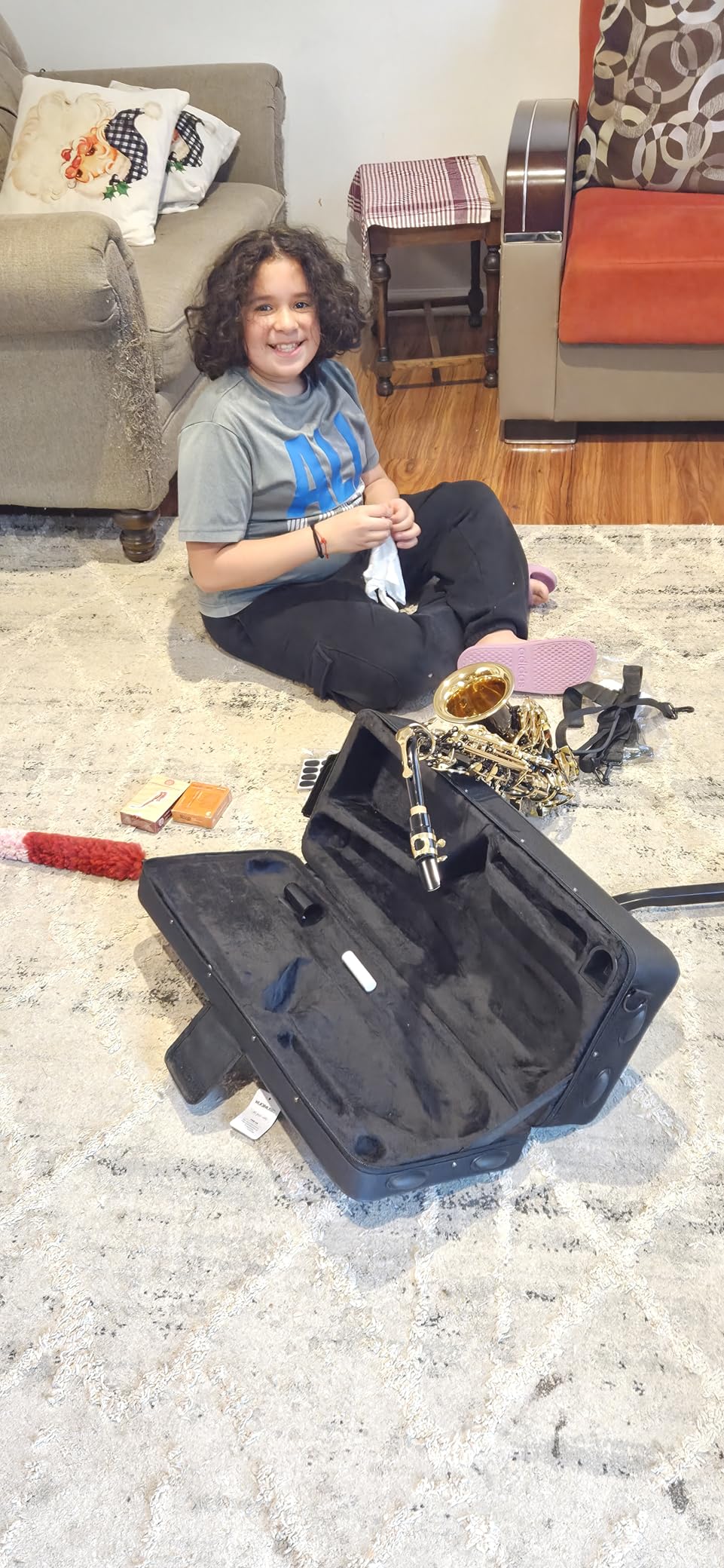 Tenor Saxophone Complete Kit w/Case, Mouthpiece, 10pc Reeds, Professional B Flat Tenor Sax, Gold Brass Lacquer, Rich Warm Tone for Jazz & Classical, Ideal for Students to Pros (Golden) customer photo 2