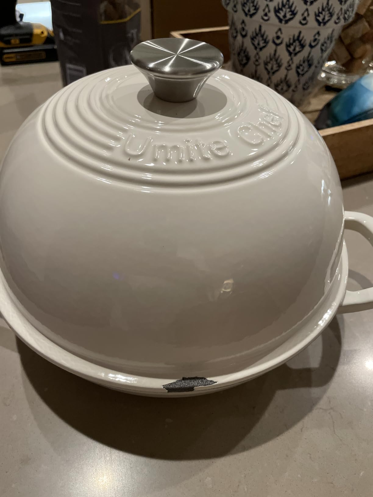 Enameled Round Cast Iron Bread Oven, 6 Qt Cast Iron Dutch Oven for Homemade Sourdough Bread Baking, Bread Pot with Dome Lid & Cotton Potholders (Cream White) customer photo 2